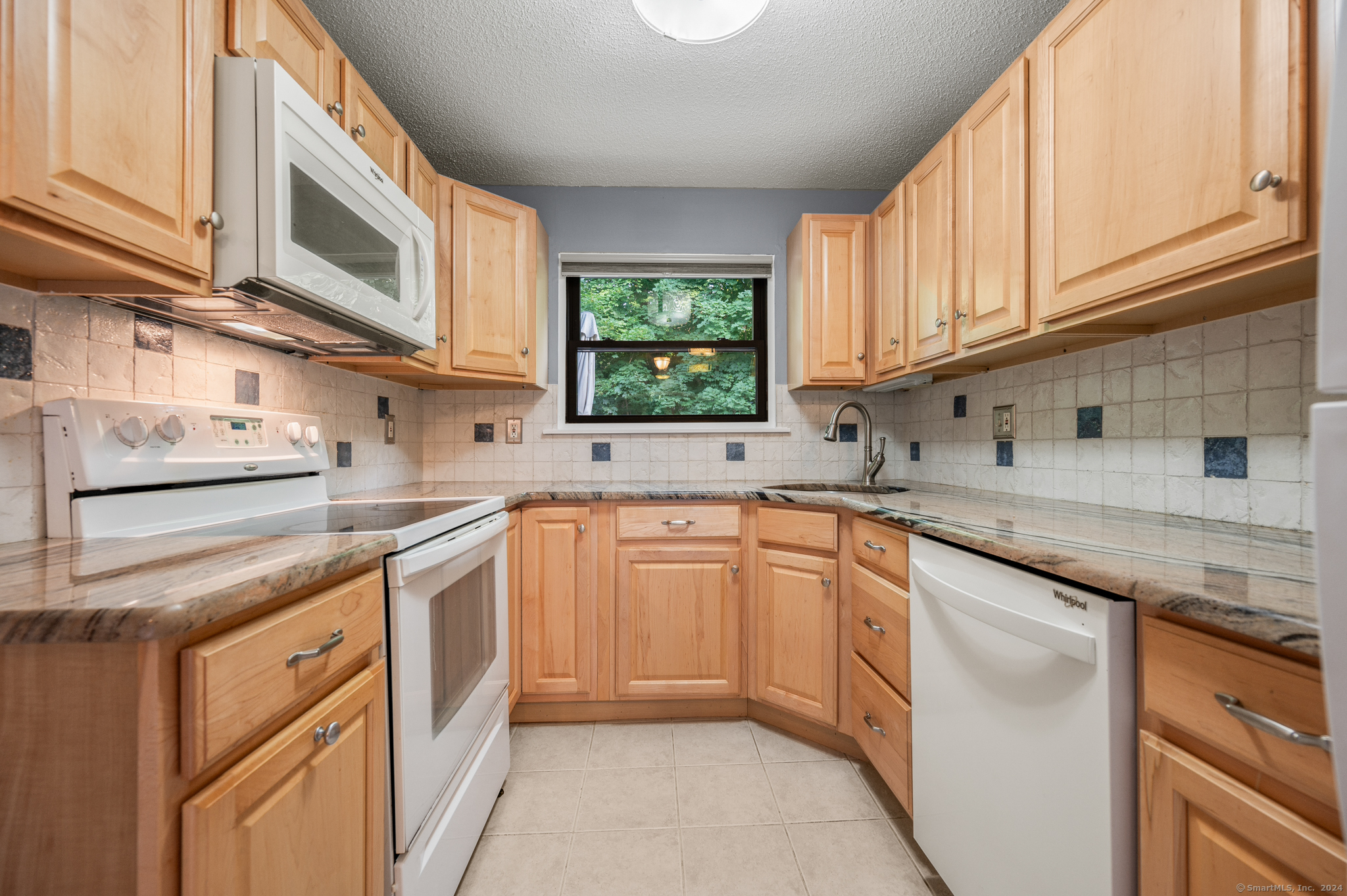6 Beecher Lane 6