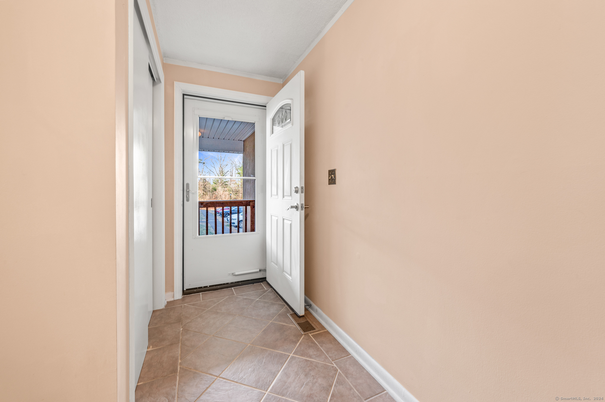 18 Dutton Place Way 18