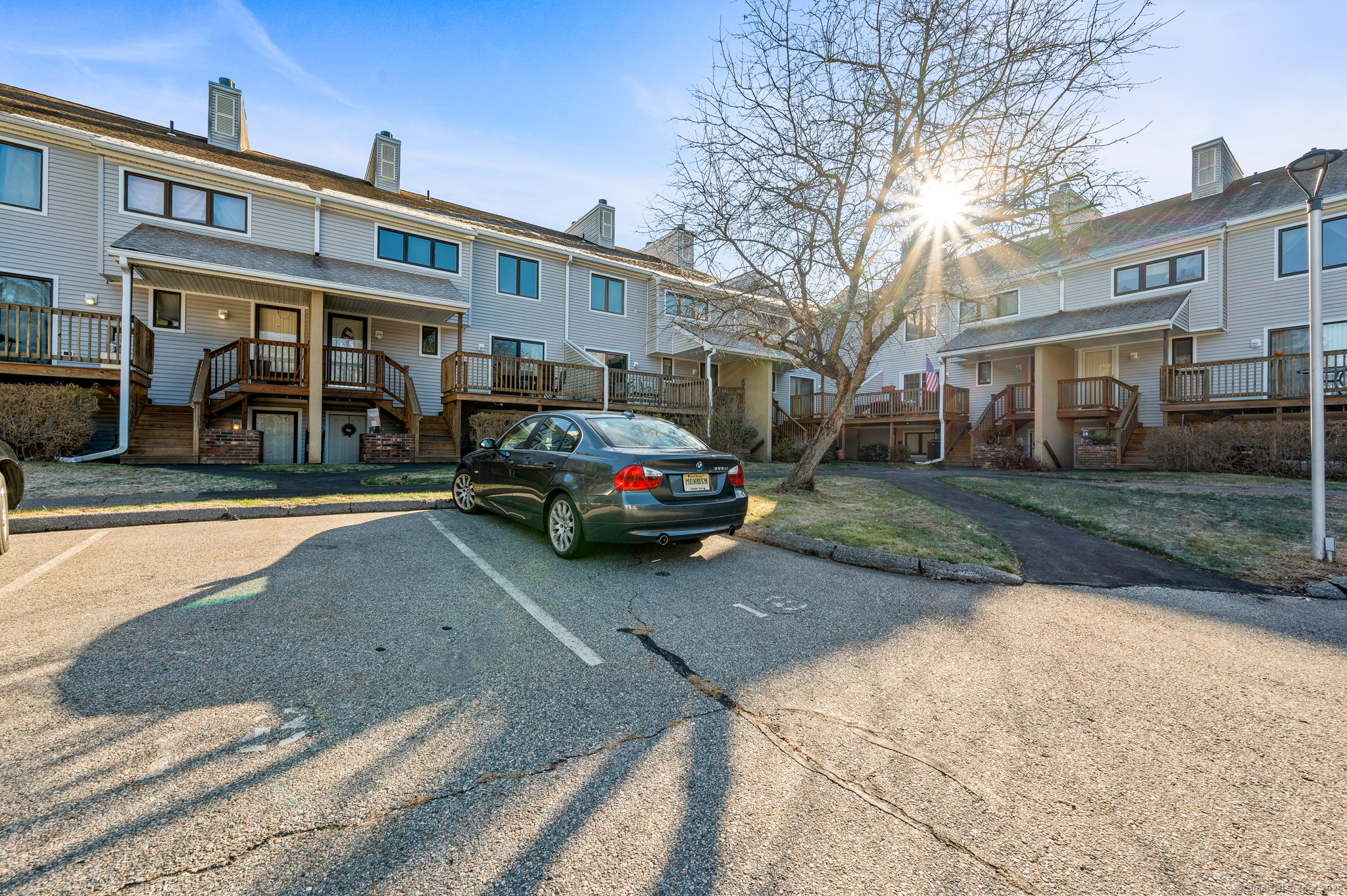 18 Dutton Place Way 18
