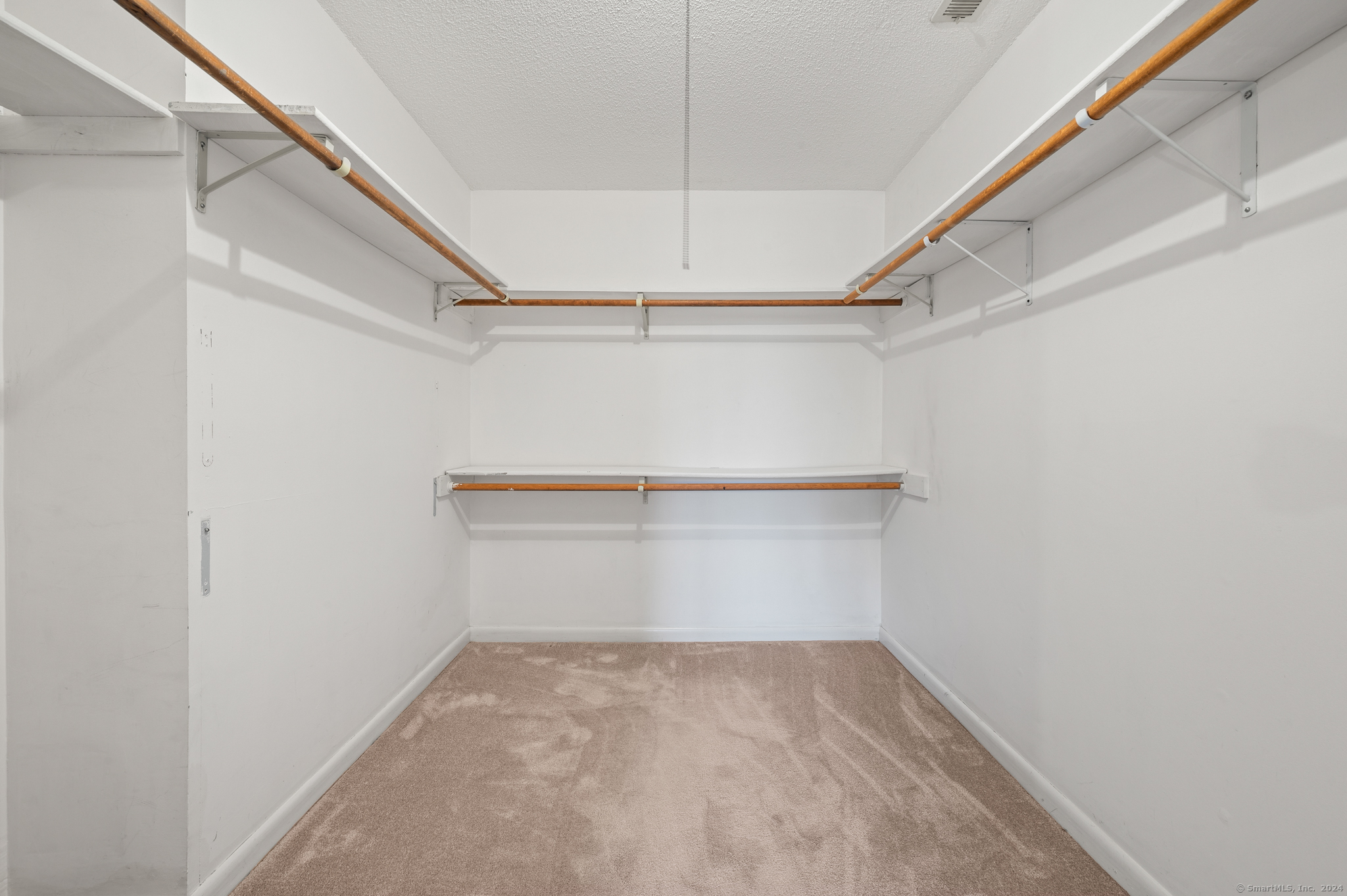 18 Dutton Place Way 18