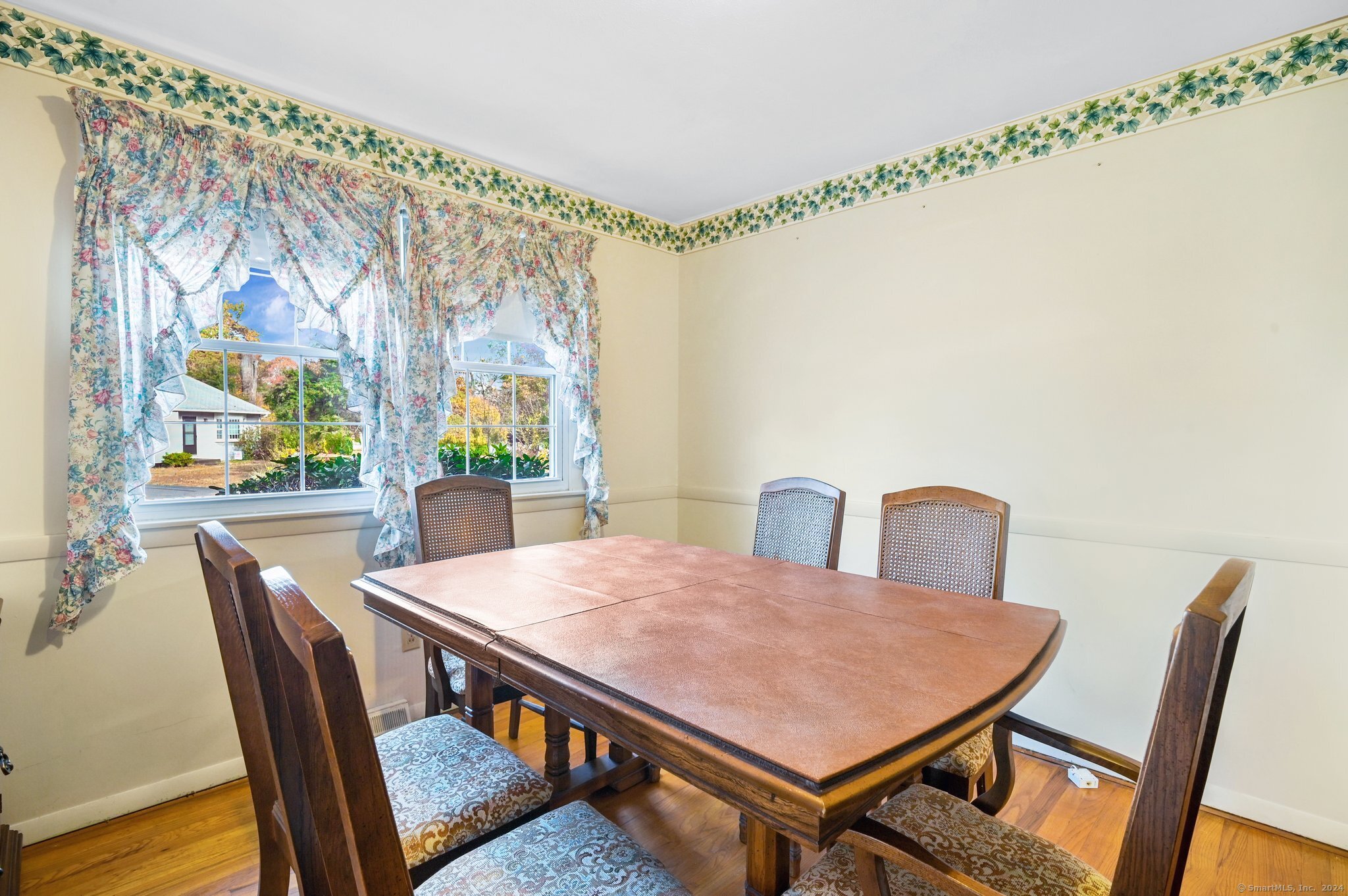7 Cherrytree Drive