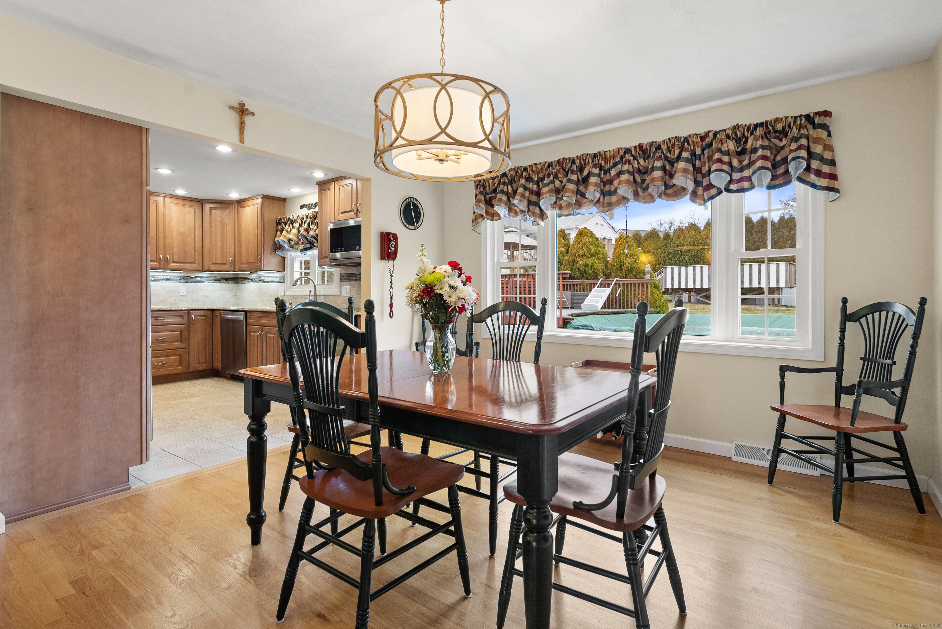 82 Country View Drive