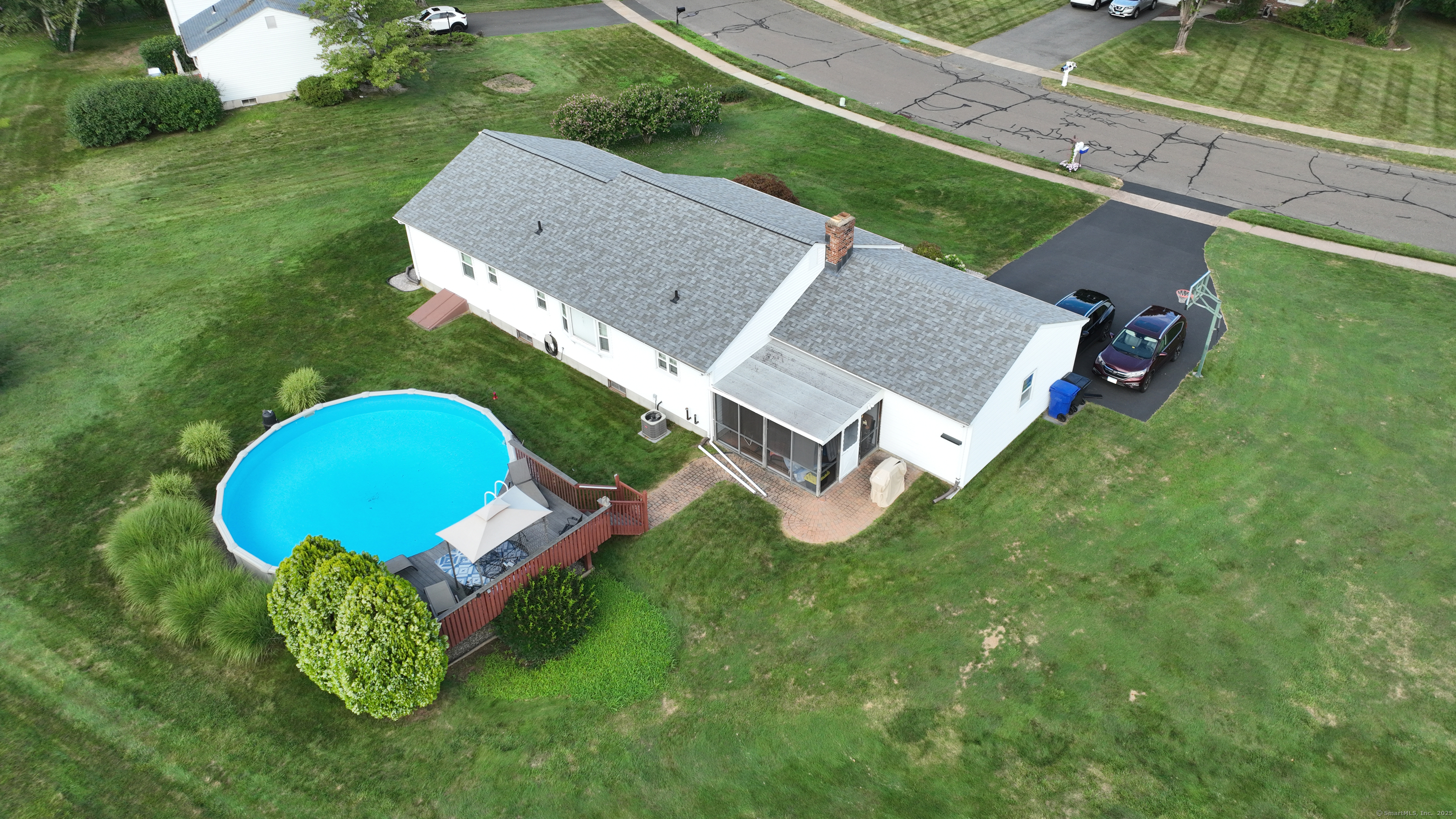 82 Country View Drive