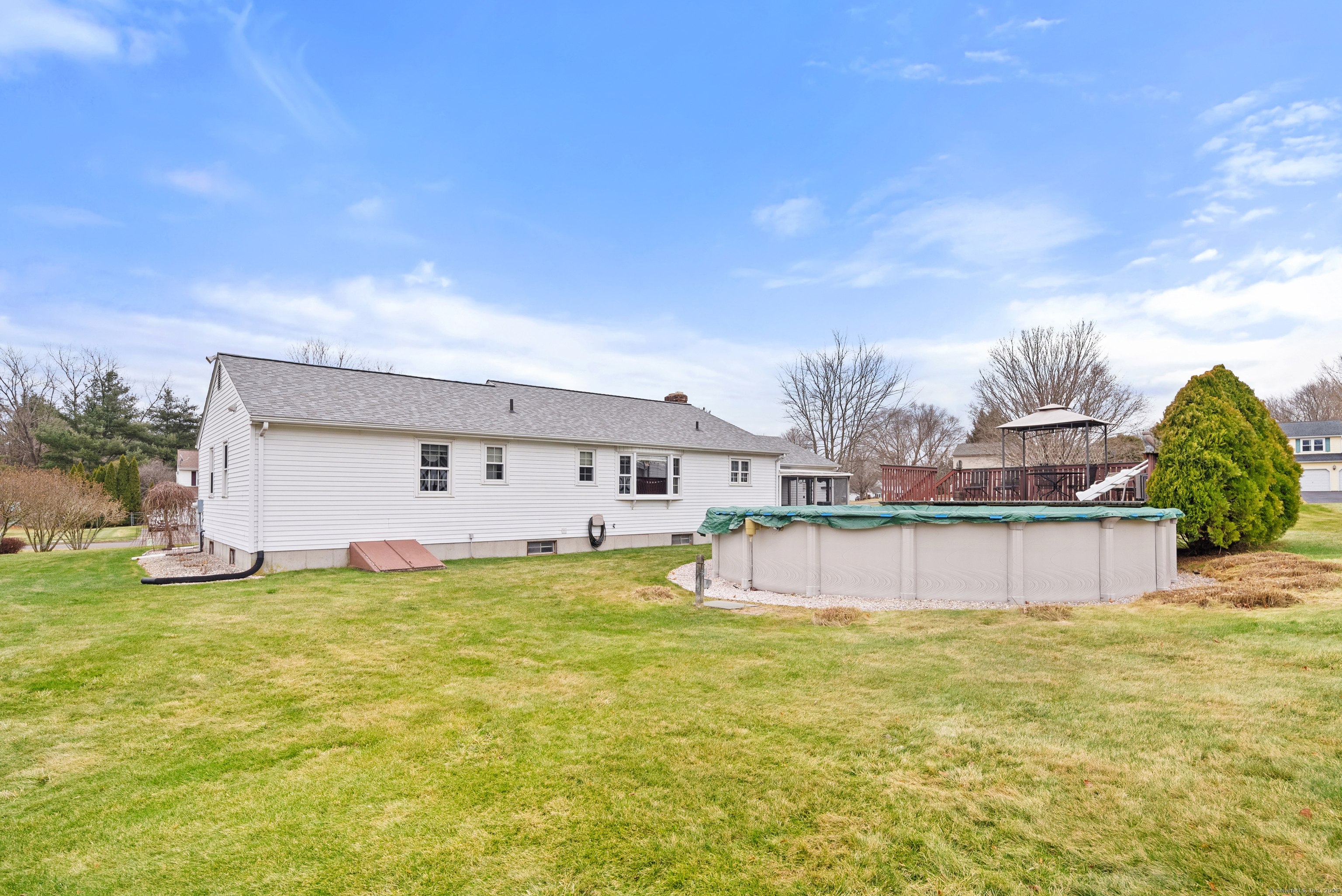82 Country View Drive