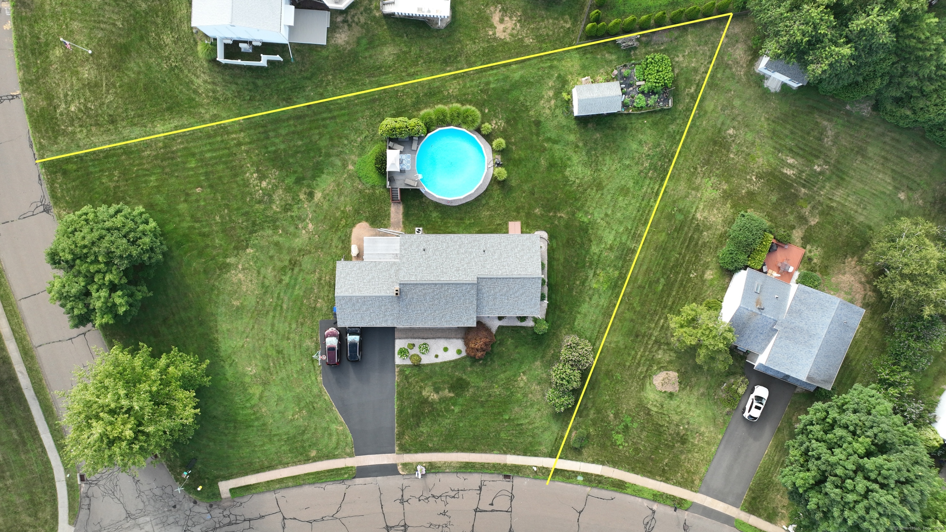 82 Country View Drive