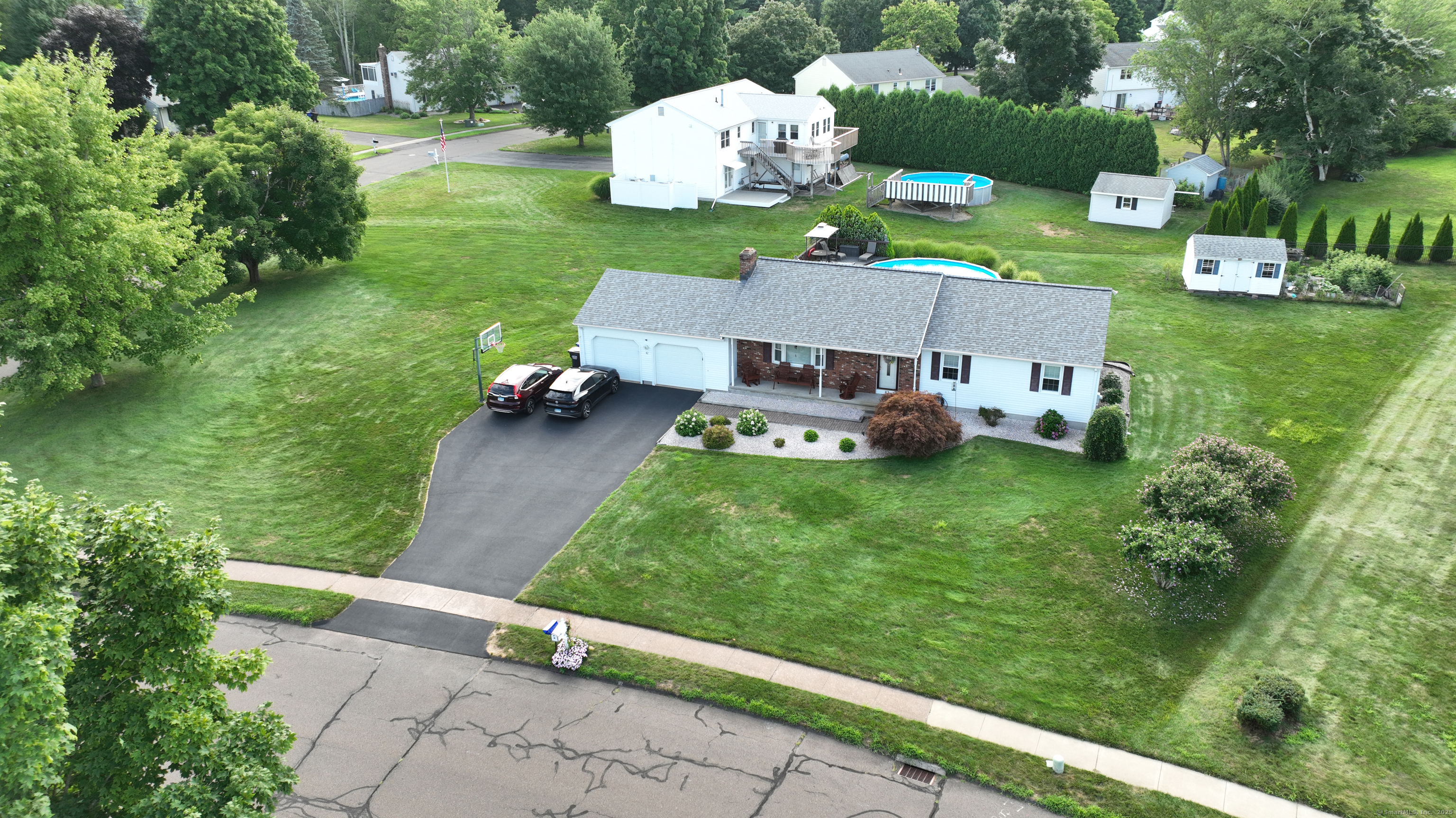 82 Country View Drive
