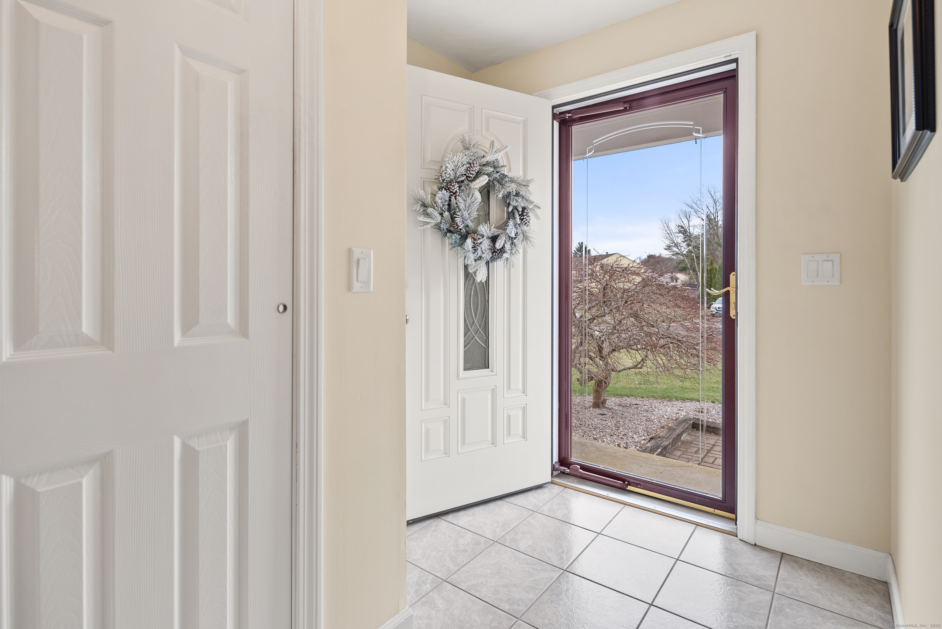 82 Country View Drive