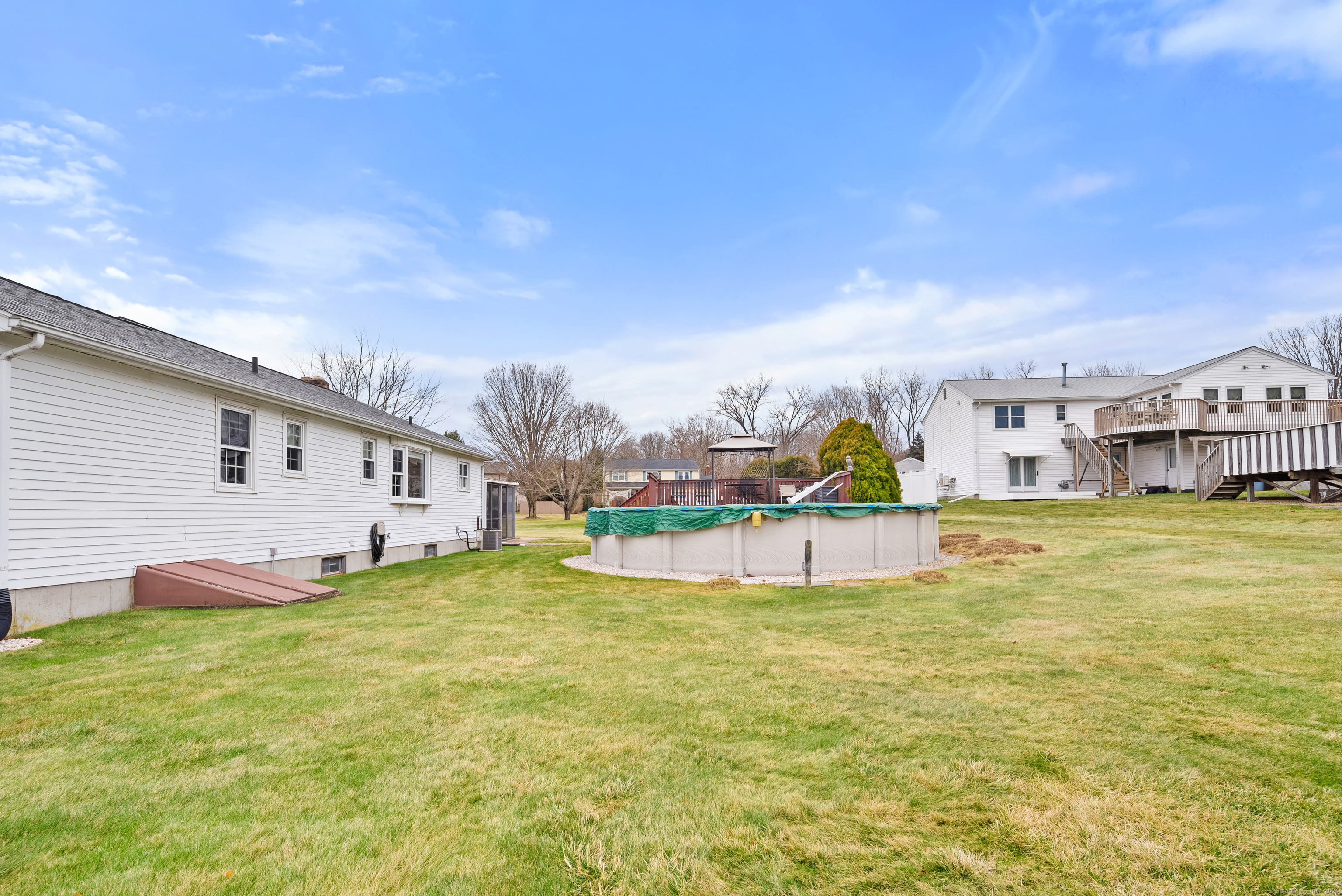82 Country View Drive