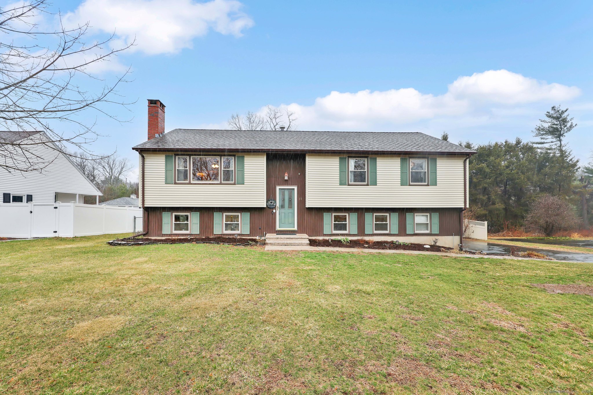55 Wentworth Drive