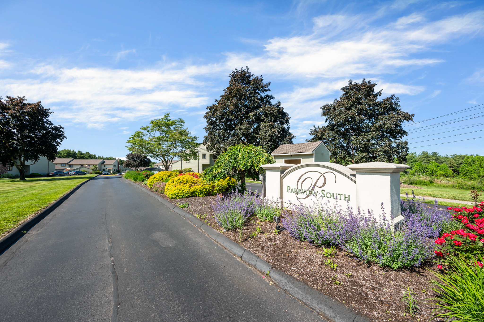 401 Summer Hill Drive 401