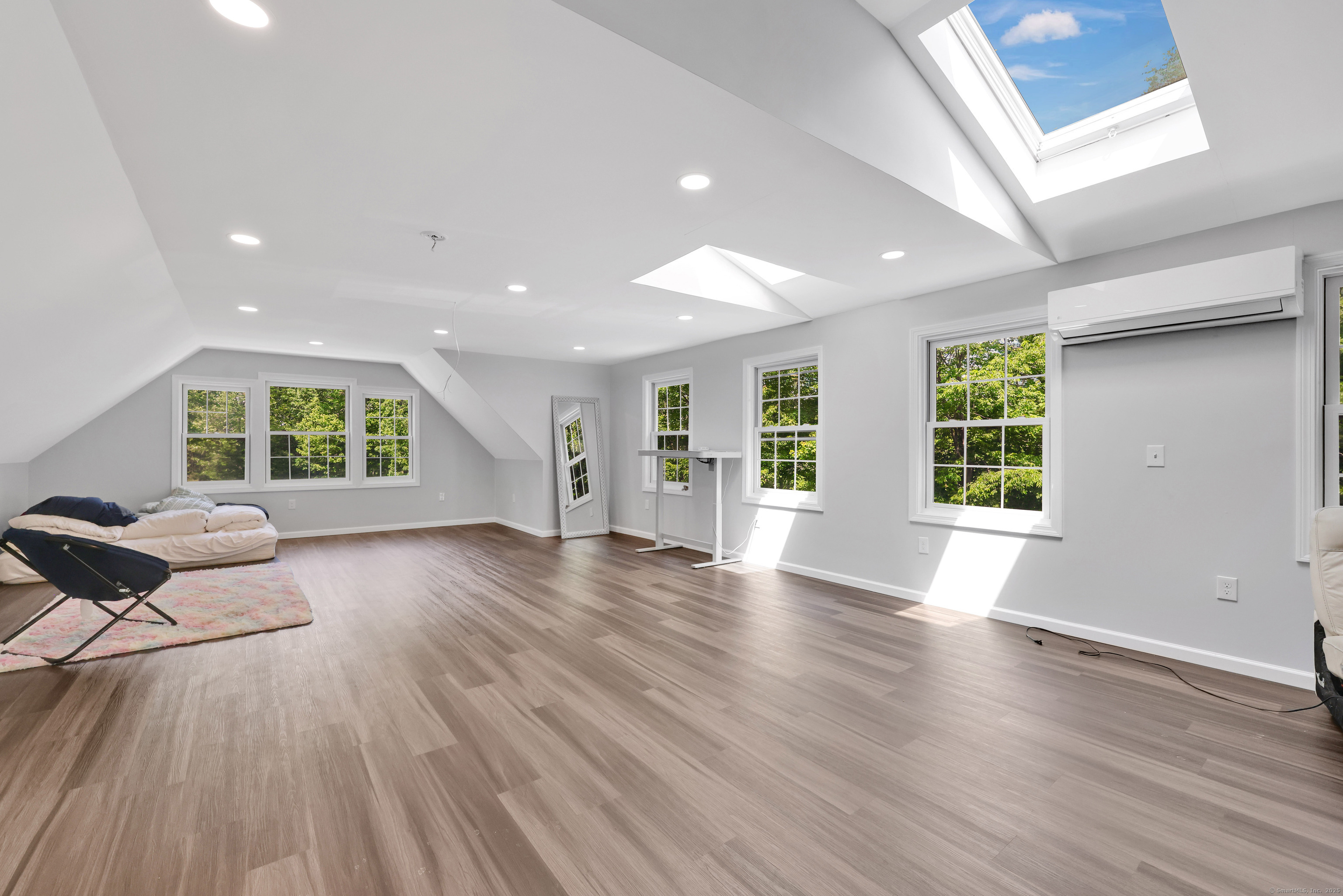 676 Bolton Road