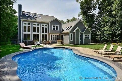676 Bolton Road