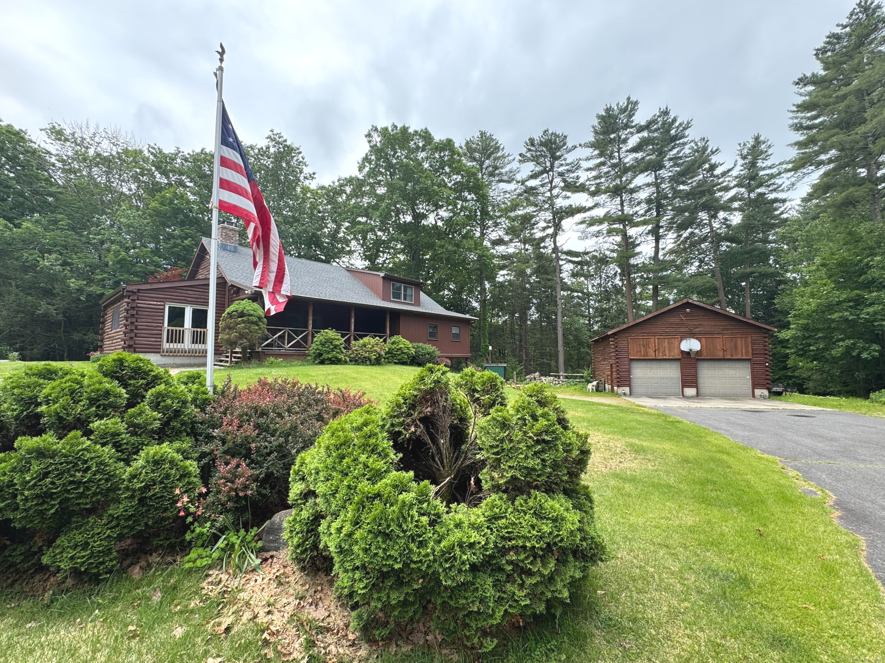 6 Crow Hill Road