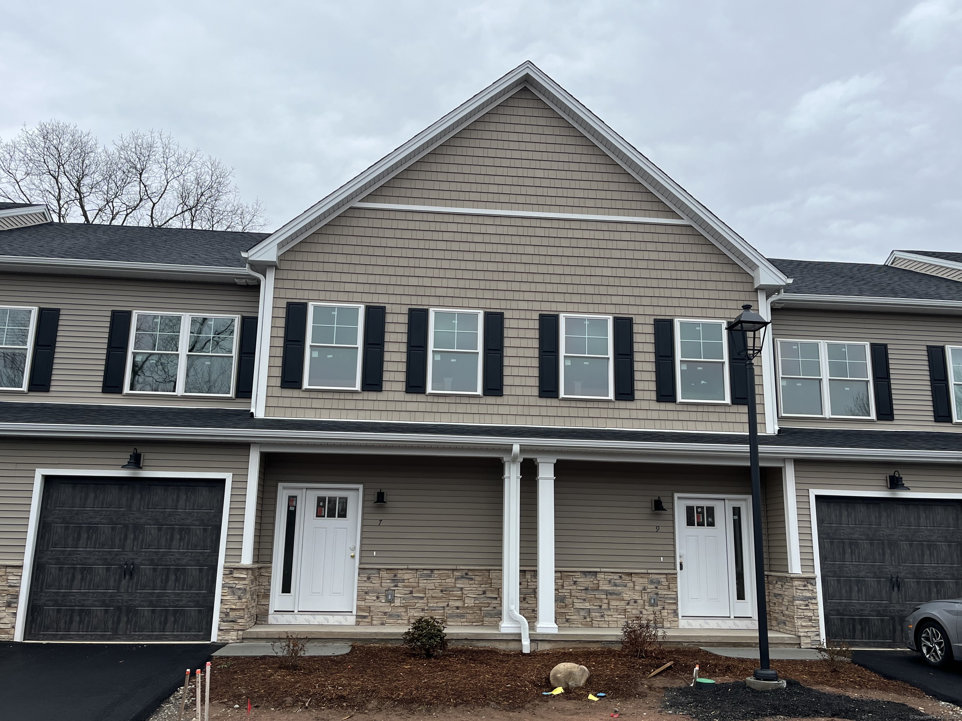 25 Chatsworth Court