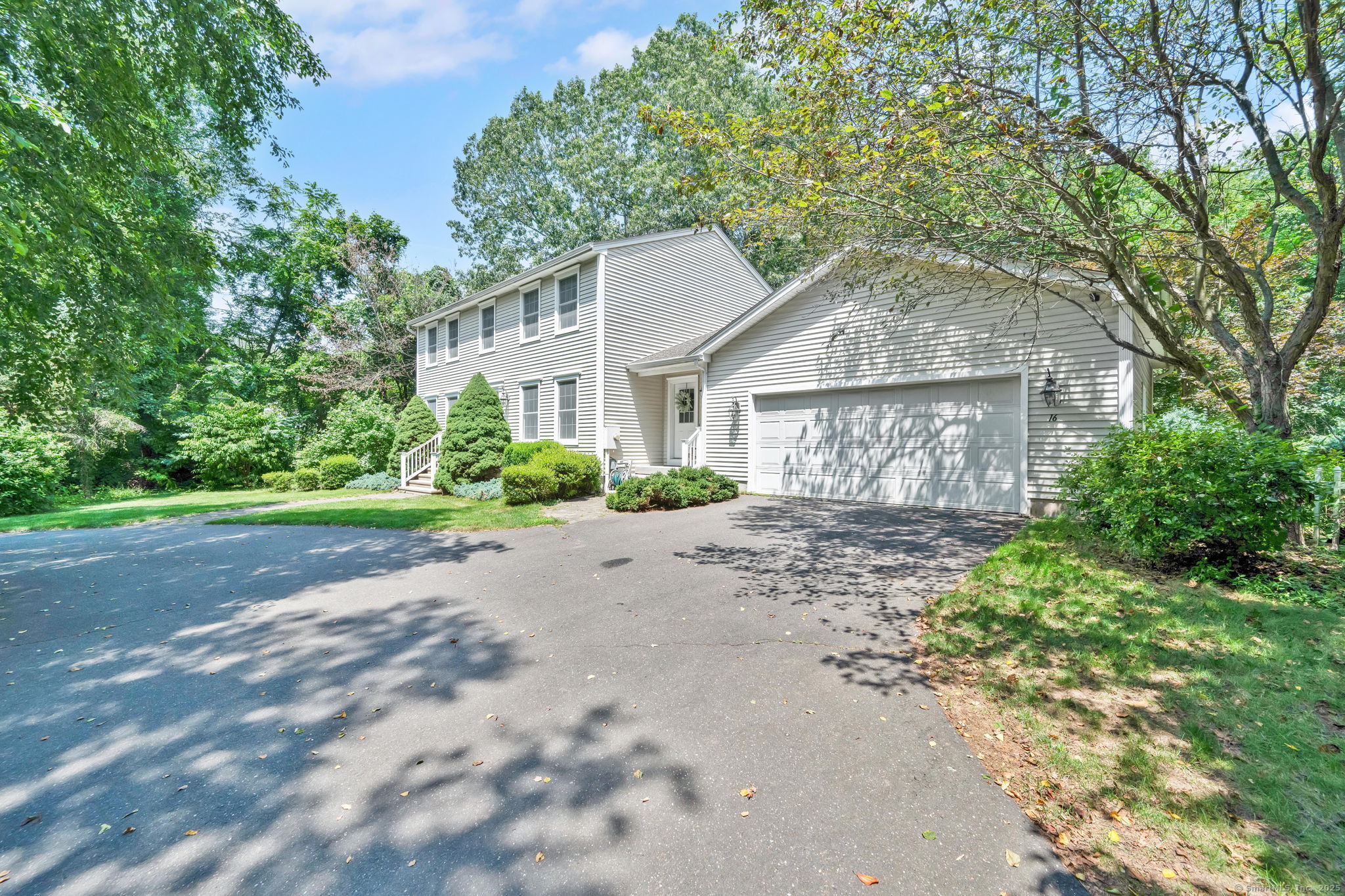 16 Kelly Road
