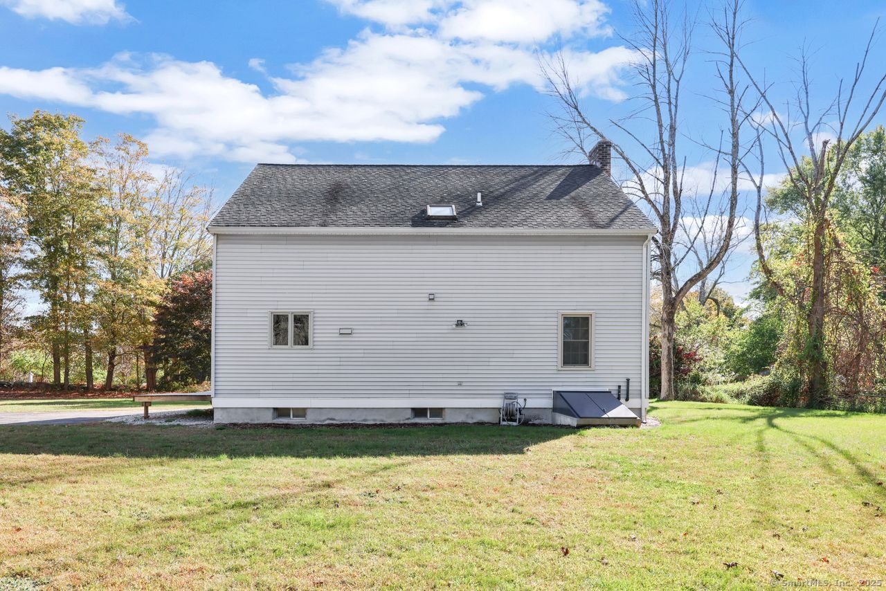 124 Spring Hill Road