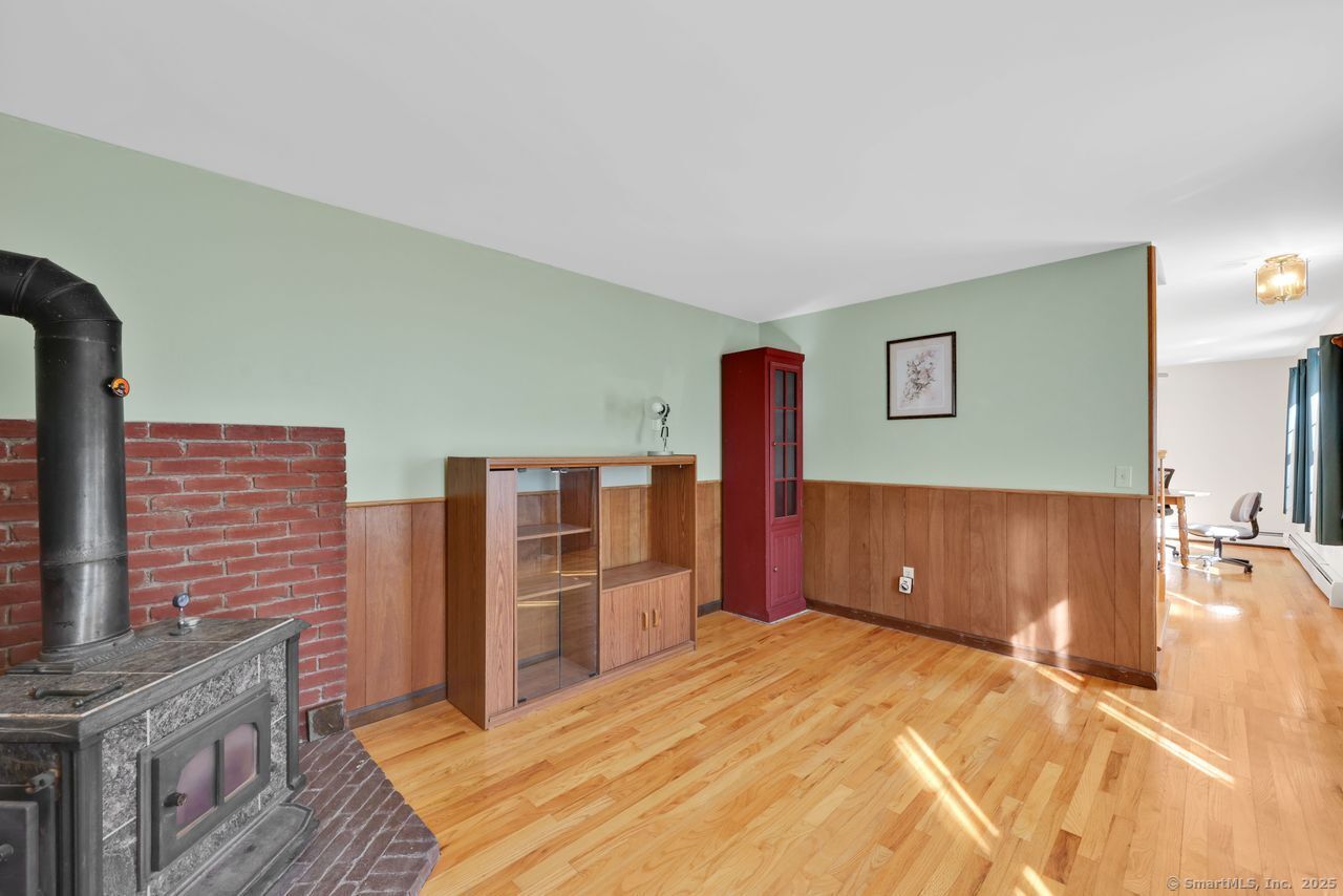 124 Spring Hill Road