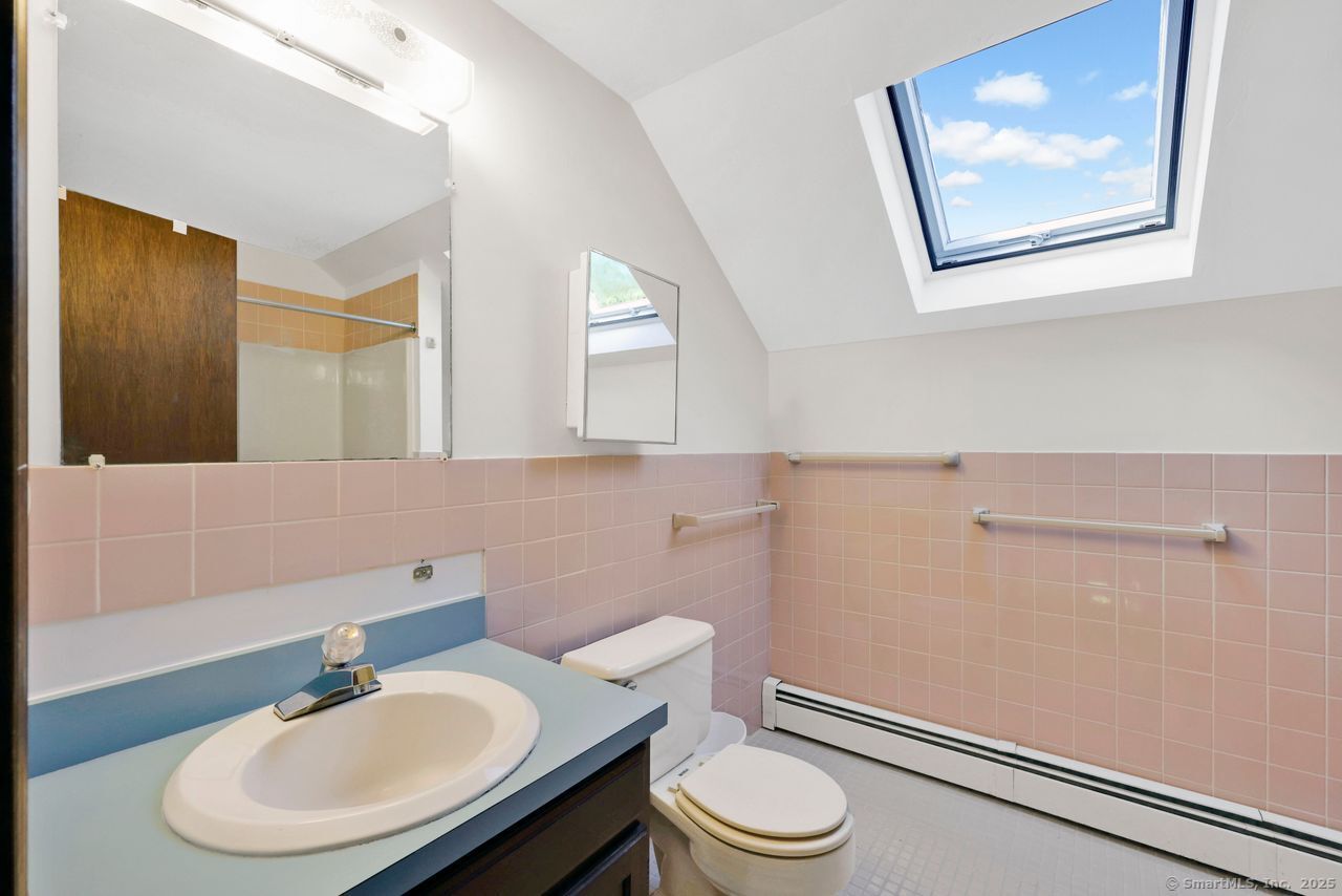 124 Spring Hill Road