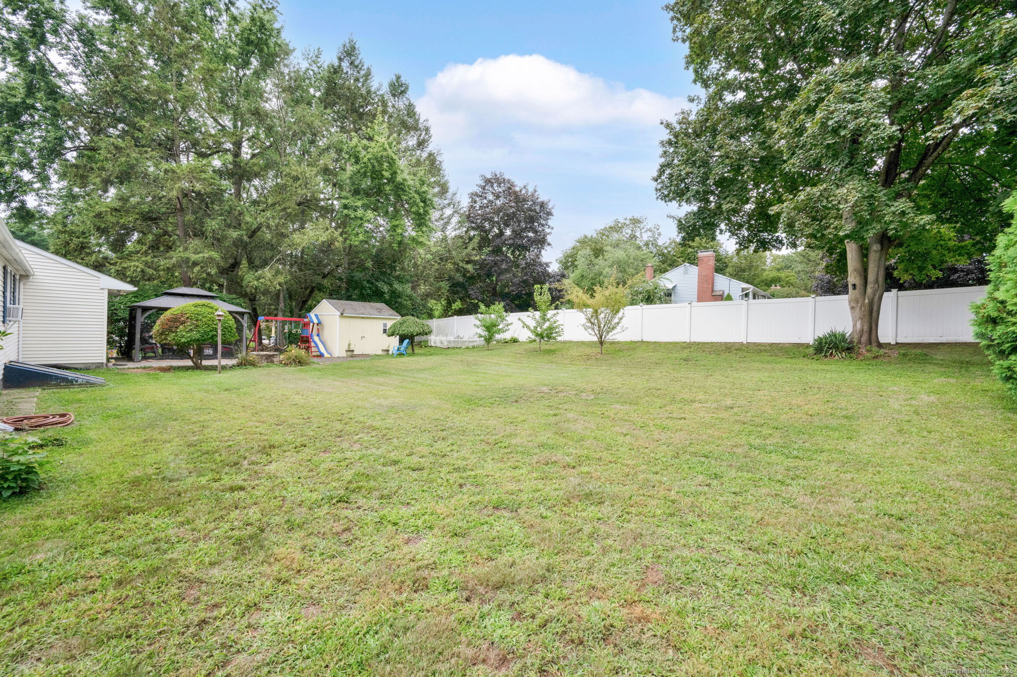 2 Glen Arden Lane