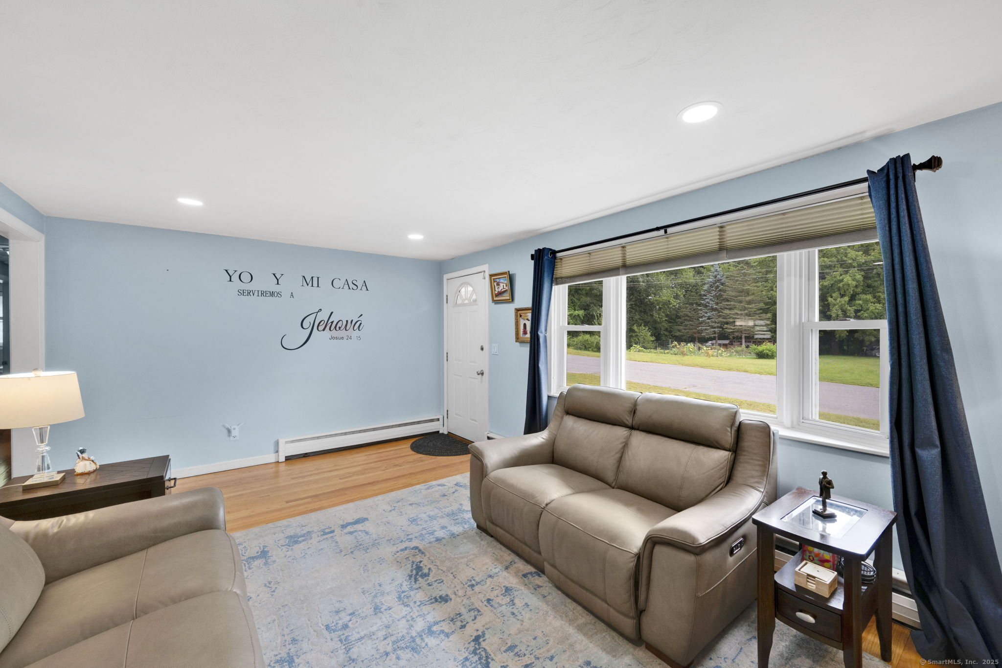 2 Glen Arden Lane