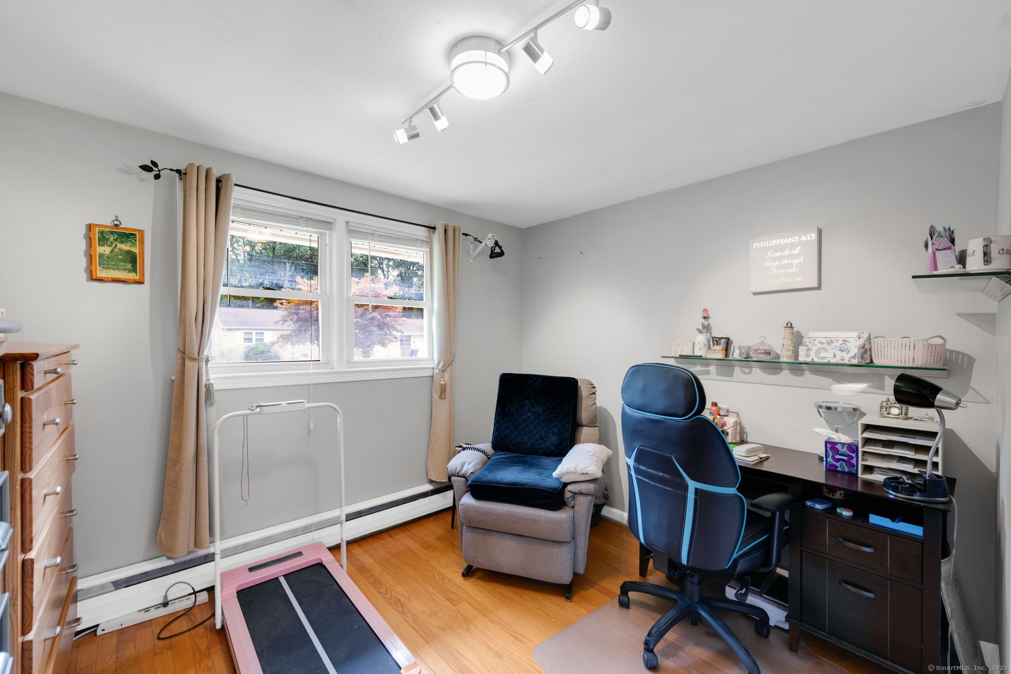 2 Glen Arden Lane