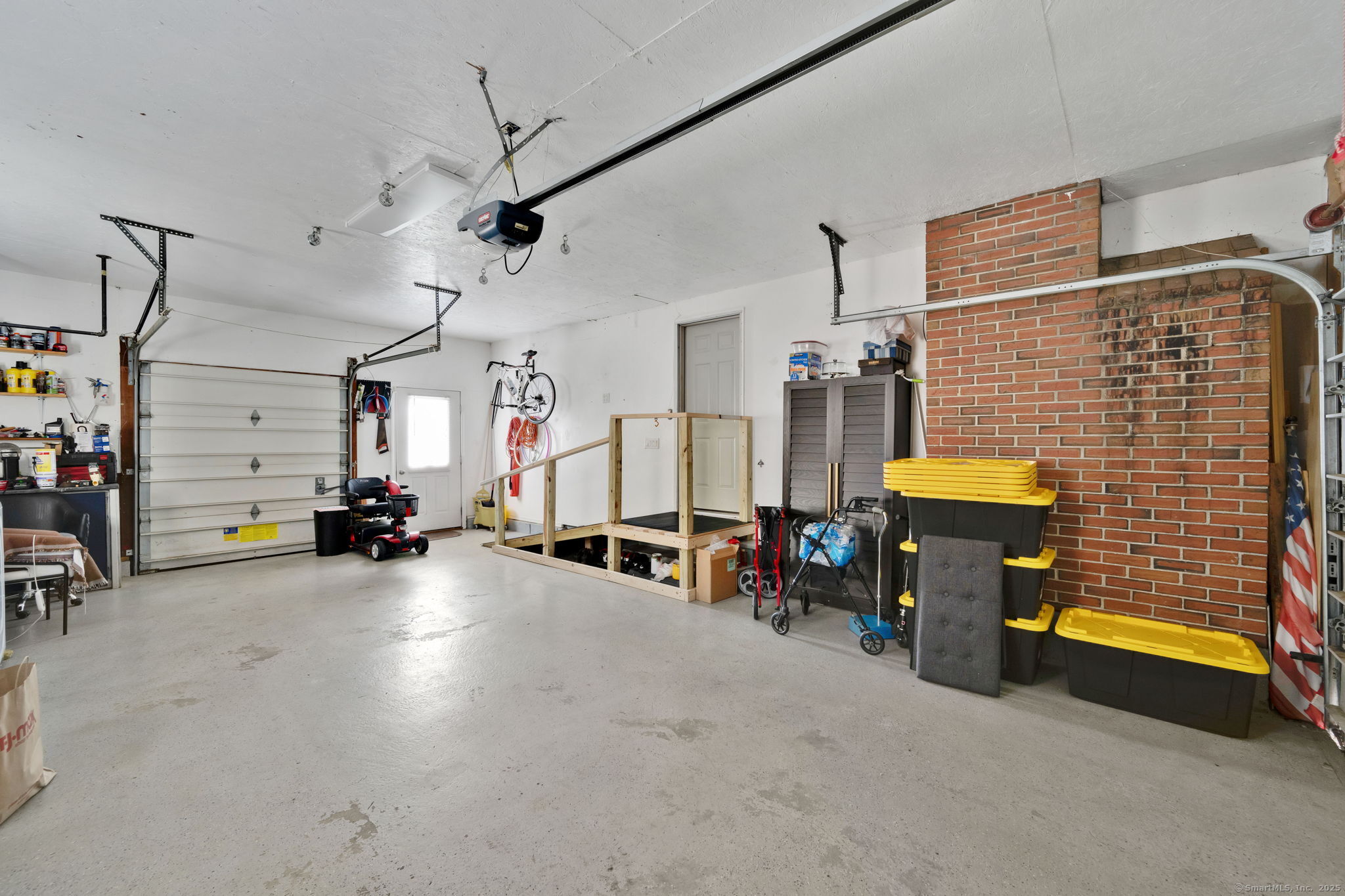 2 Glen Arden Lane