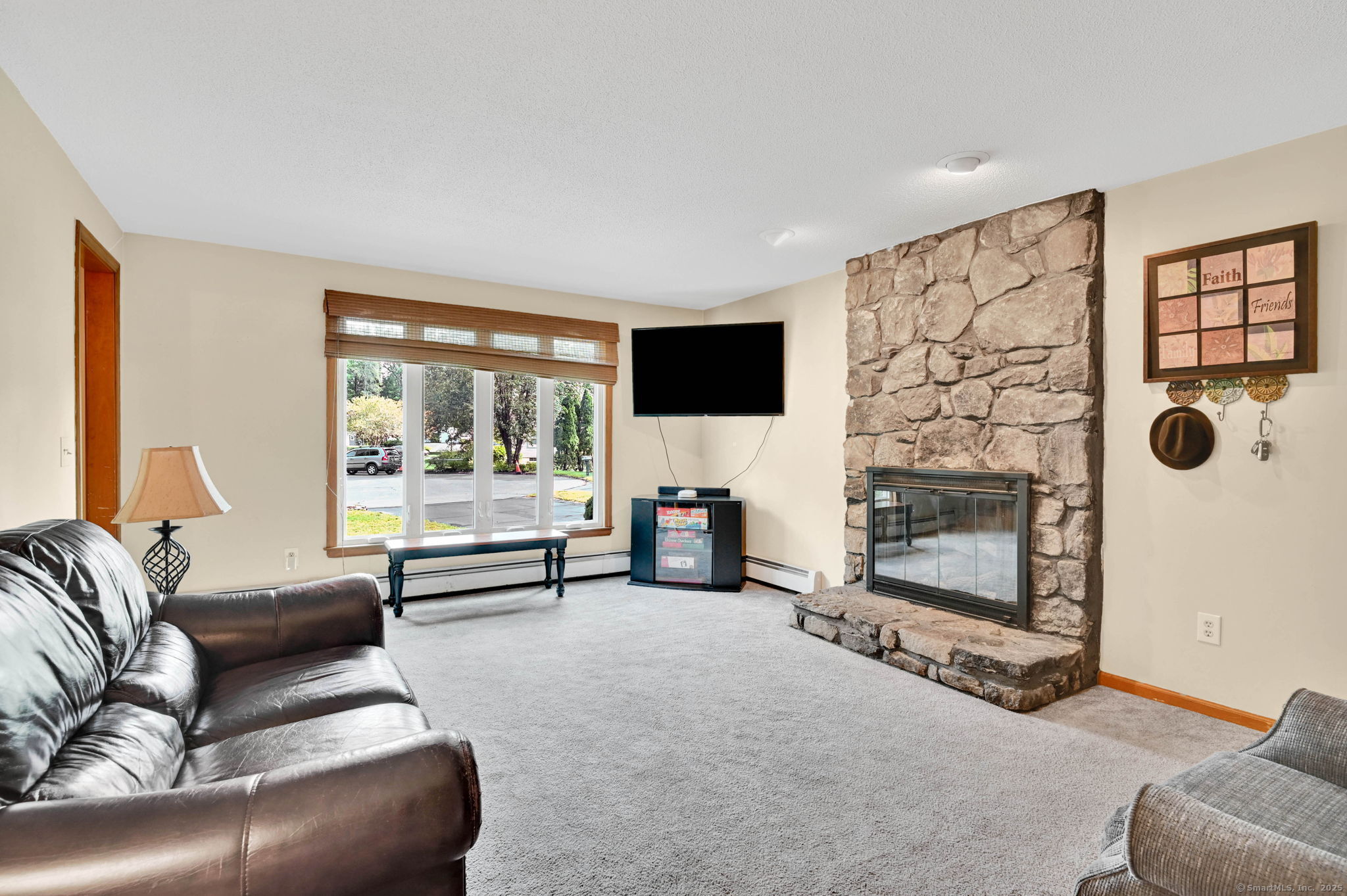 25 Stonehaven Circle
