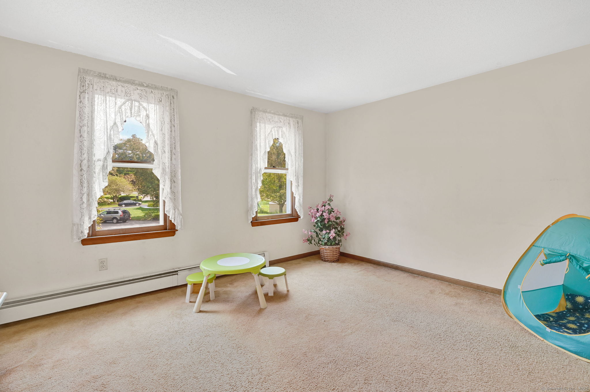 25 Stonehaven Circle