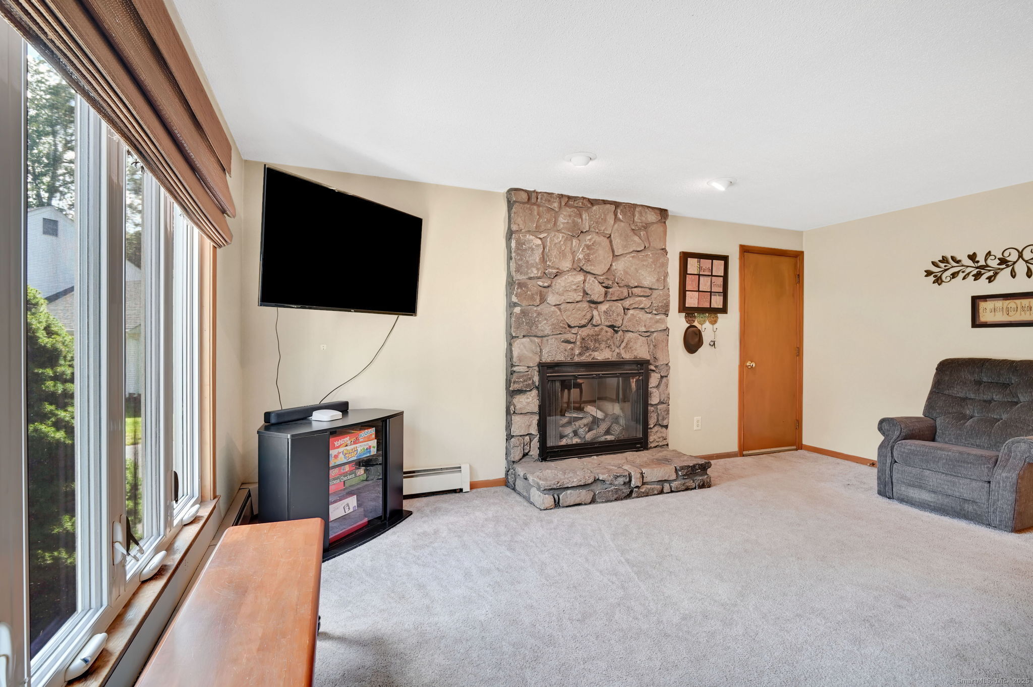 25 Stonehaven Circle