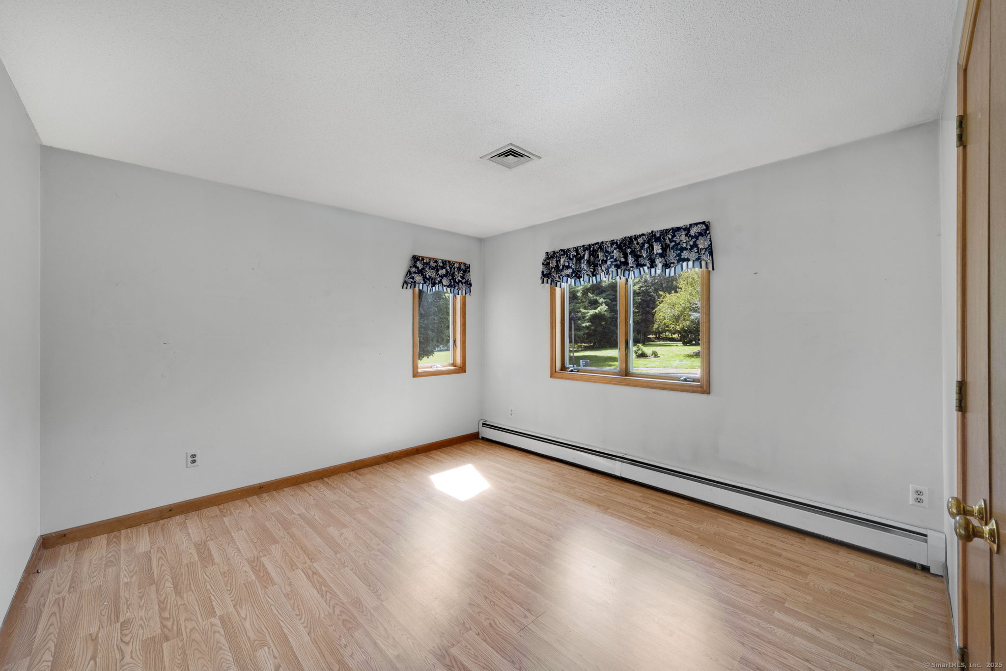 33 Oxford Drive