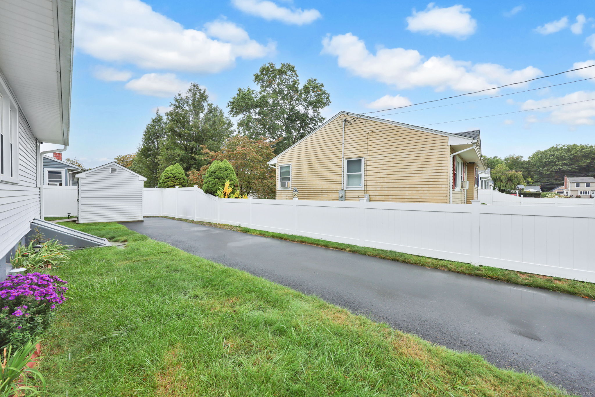 164 Roxbury Road