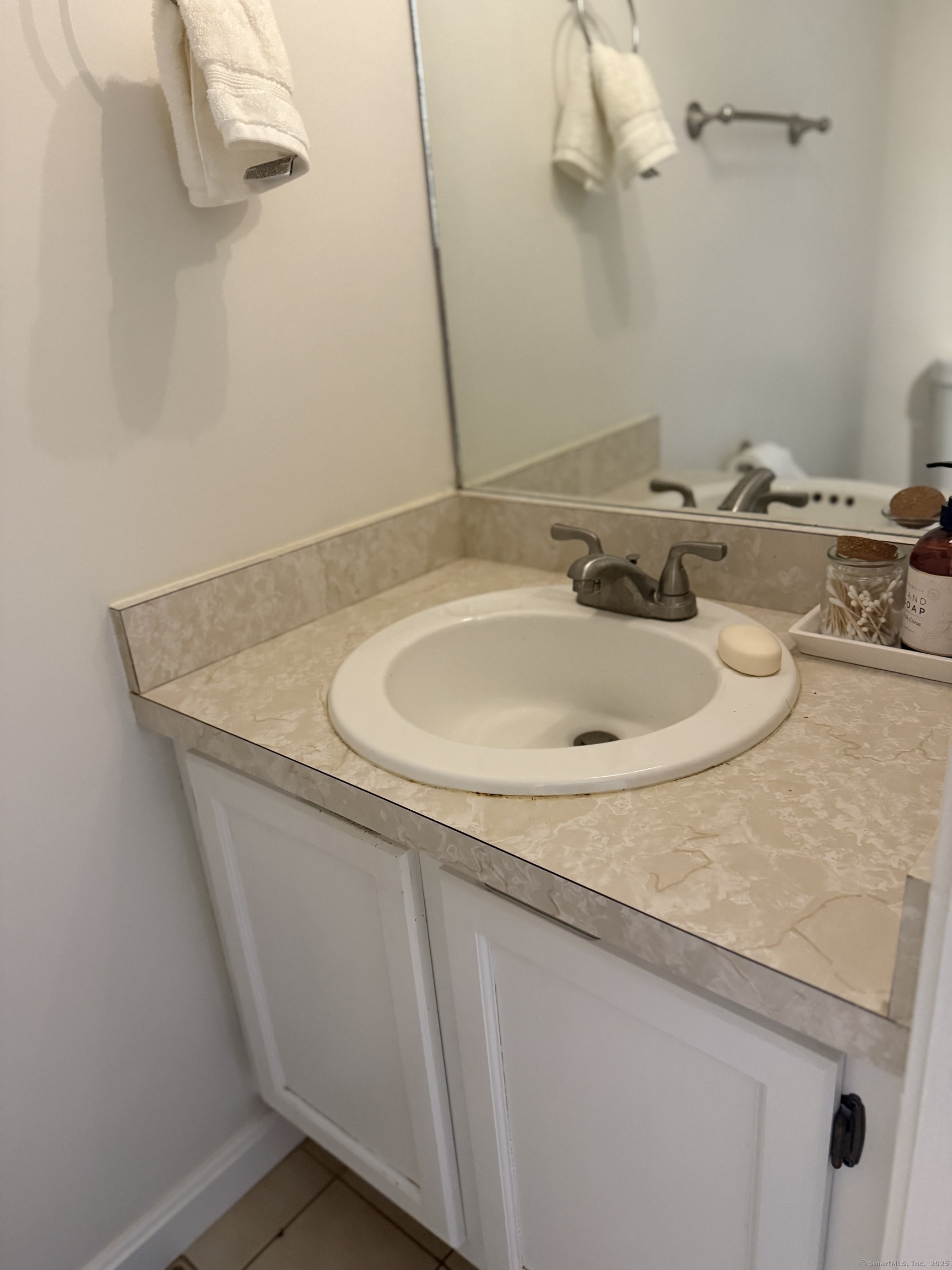 11 Riverview Drive D