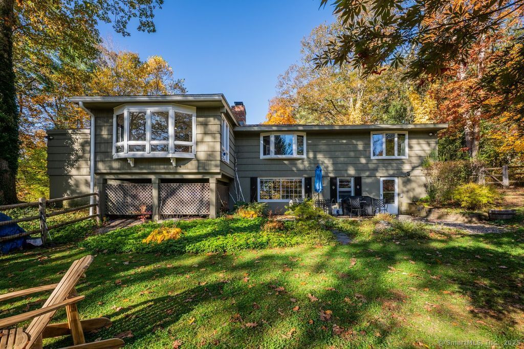 70 Trailsend Drive