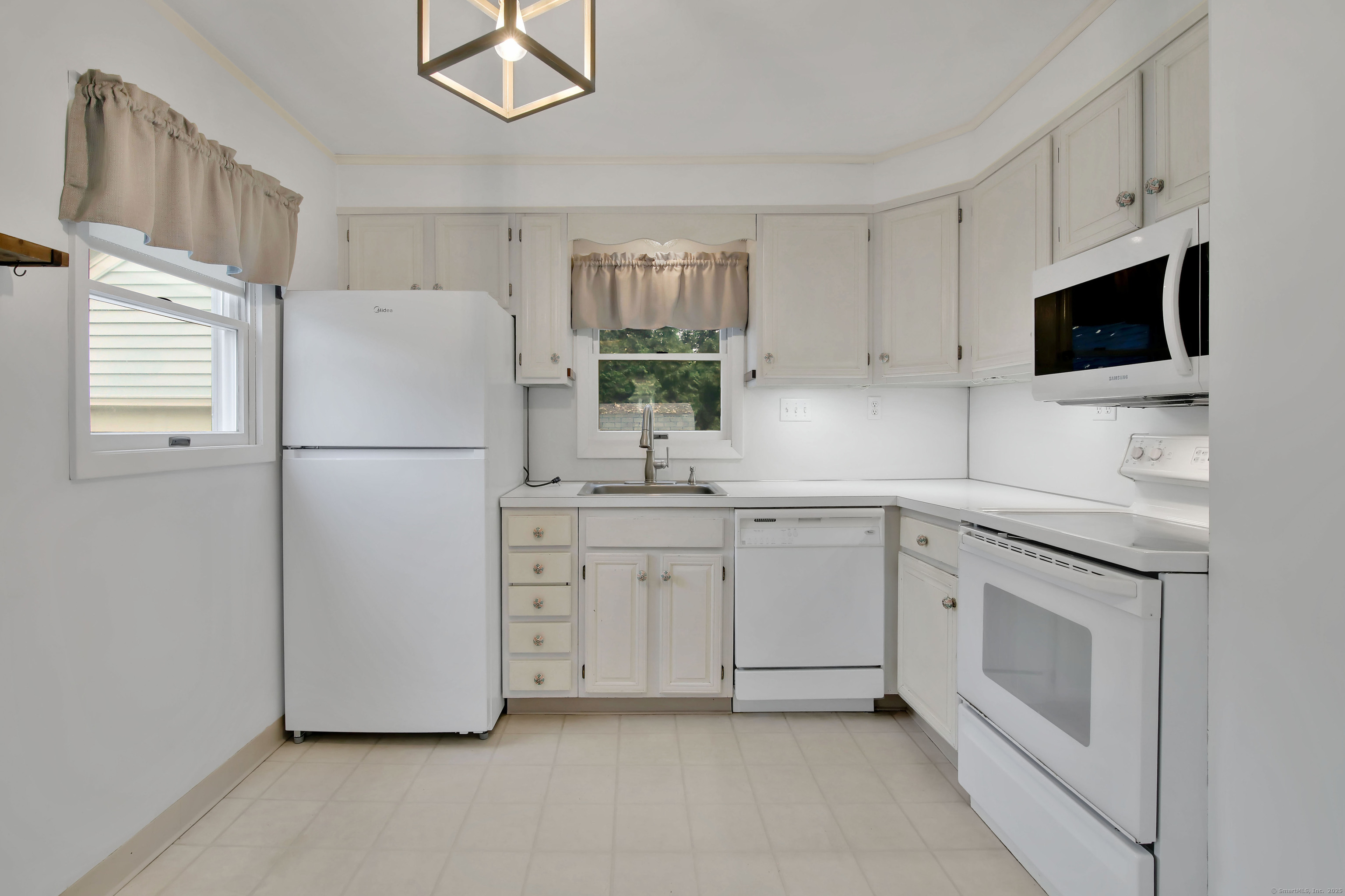 113 Deepwood Drive