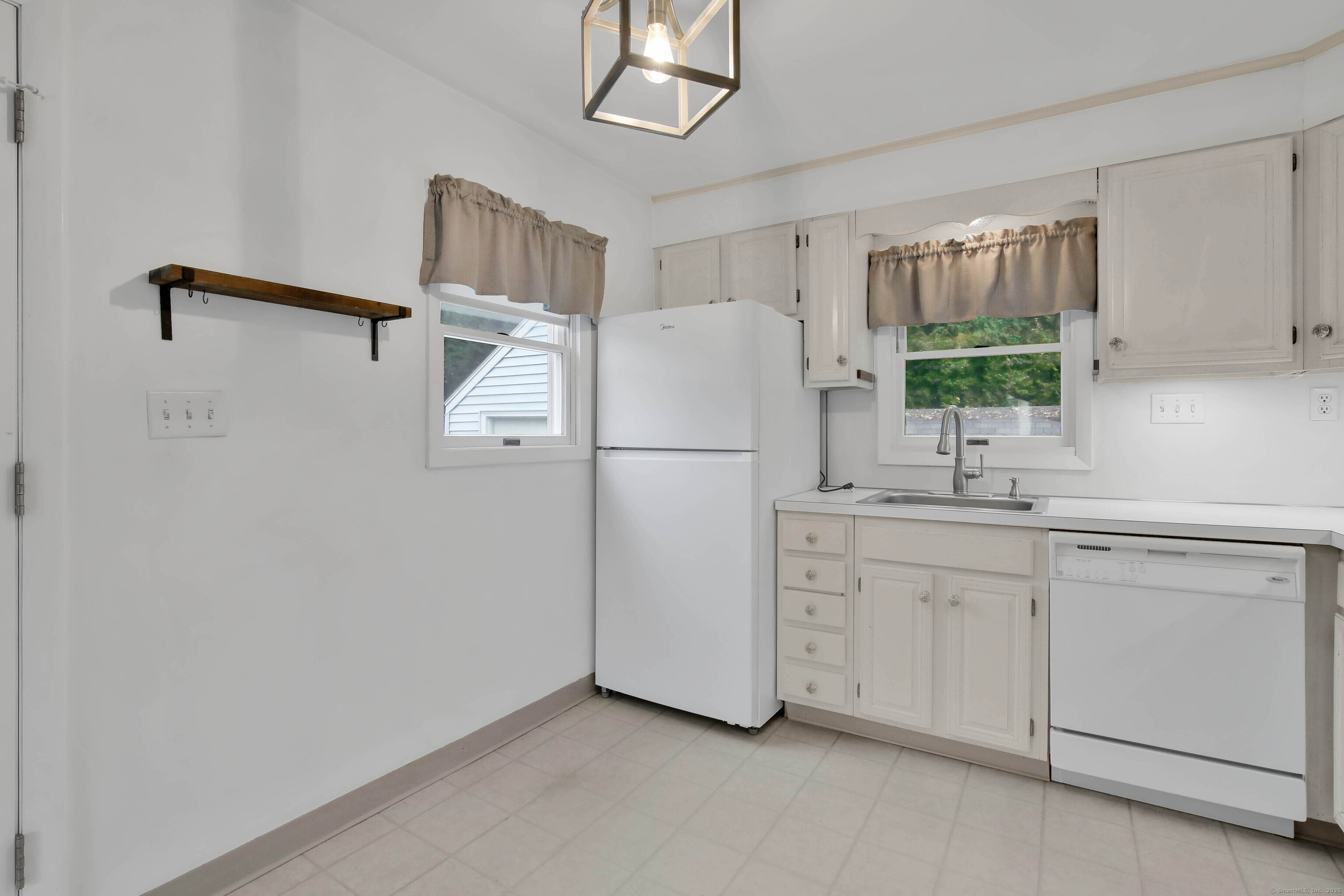 113 Deepwood Drive
