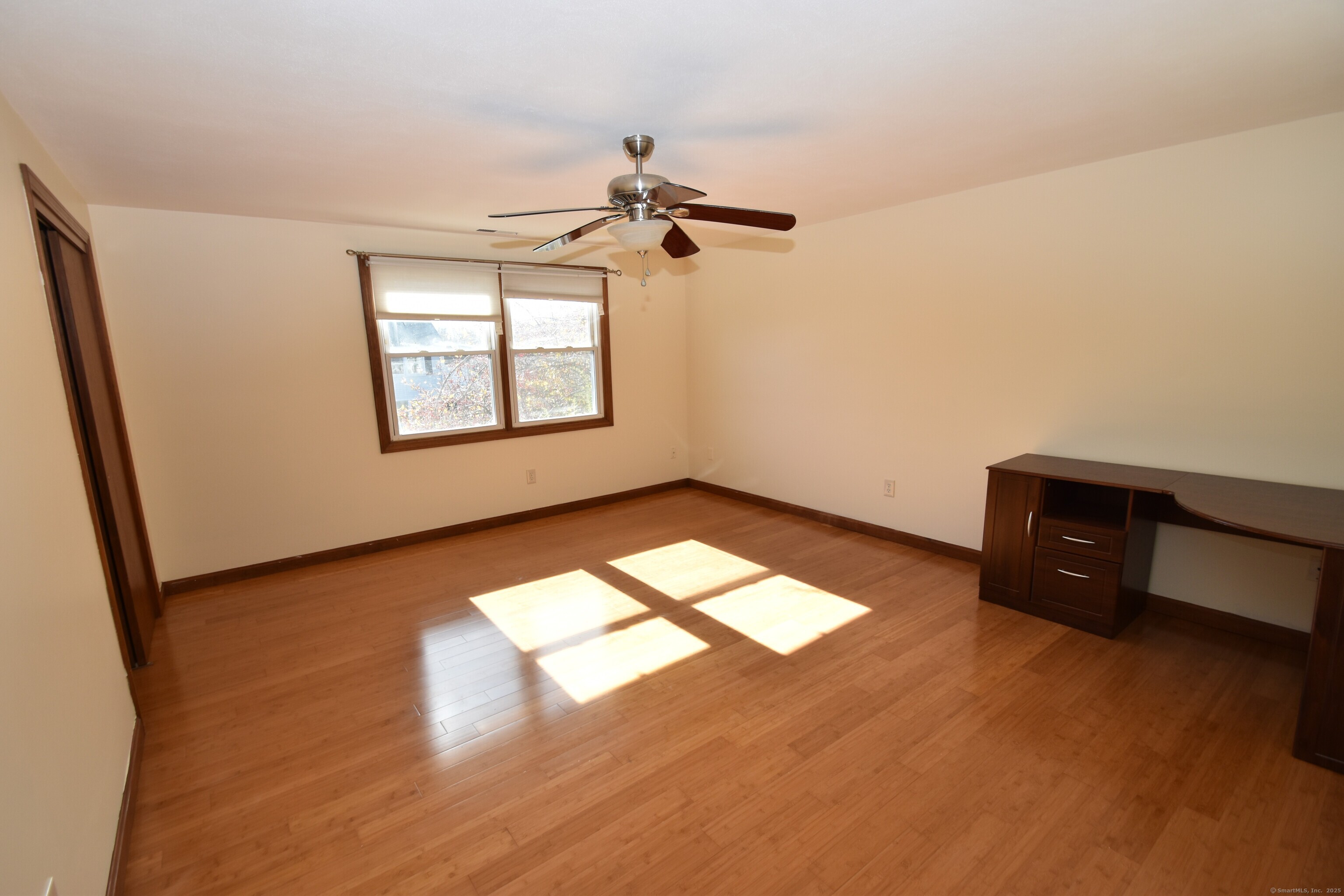 5 Garland Drive 5