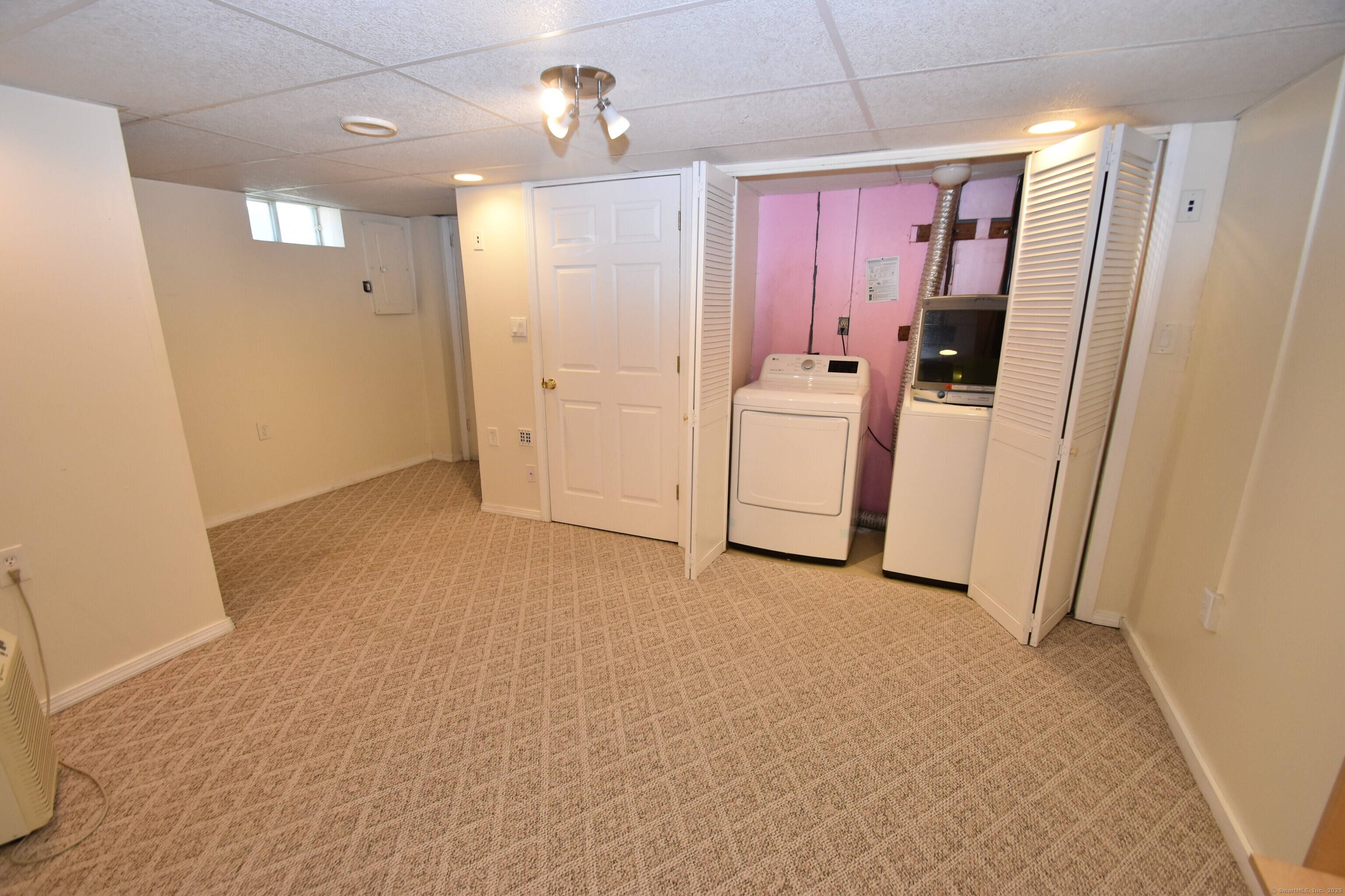 5 Garland Drive 5