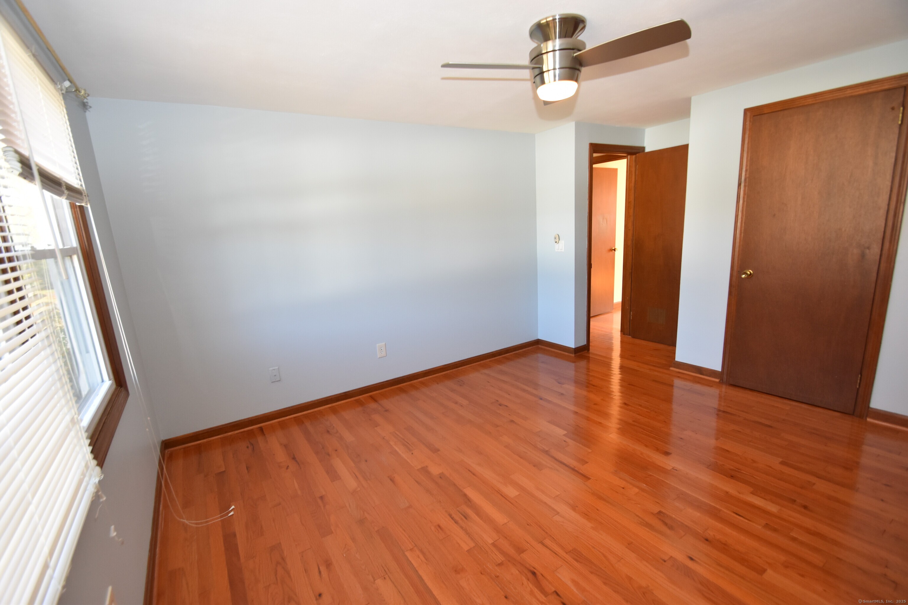 5 Garland Drive 5