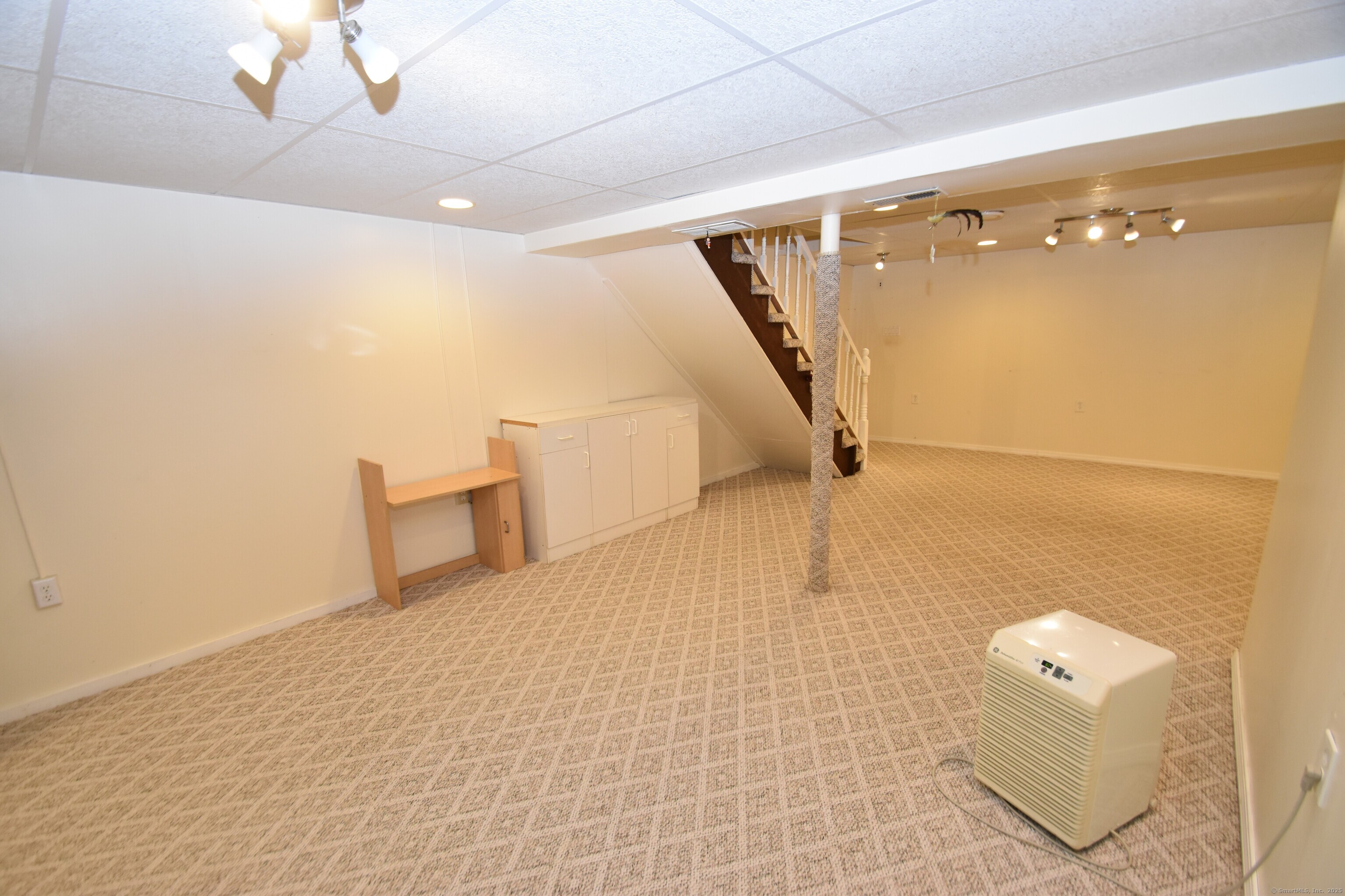5 Garland Drive 5