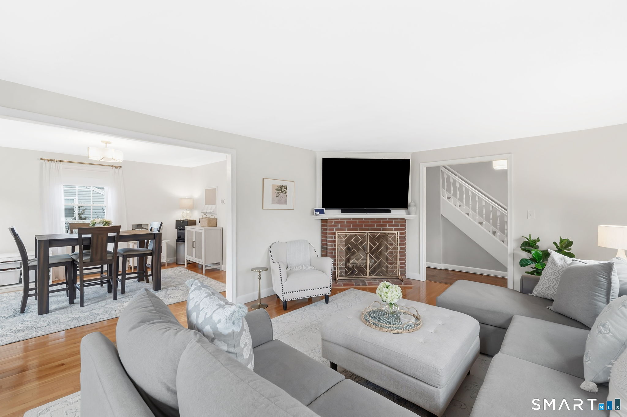 16 Cornfield Road