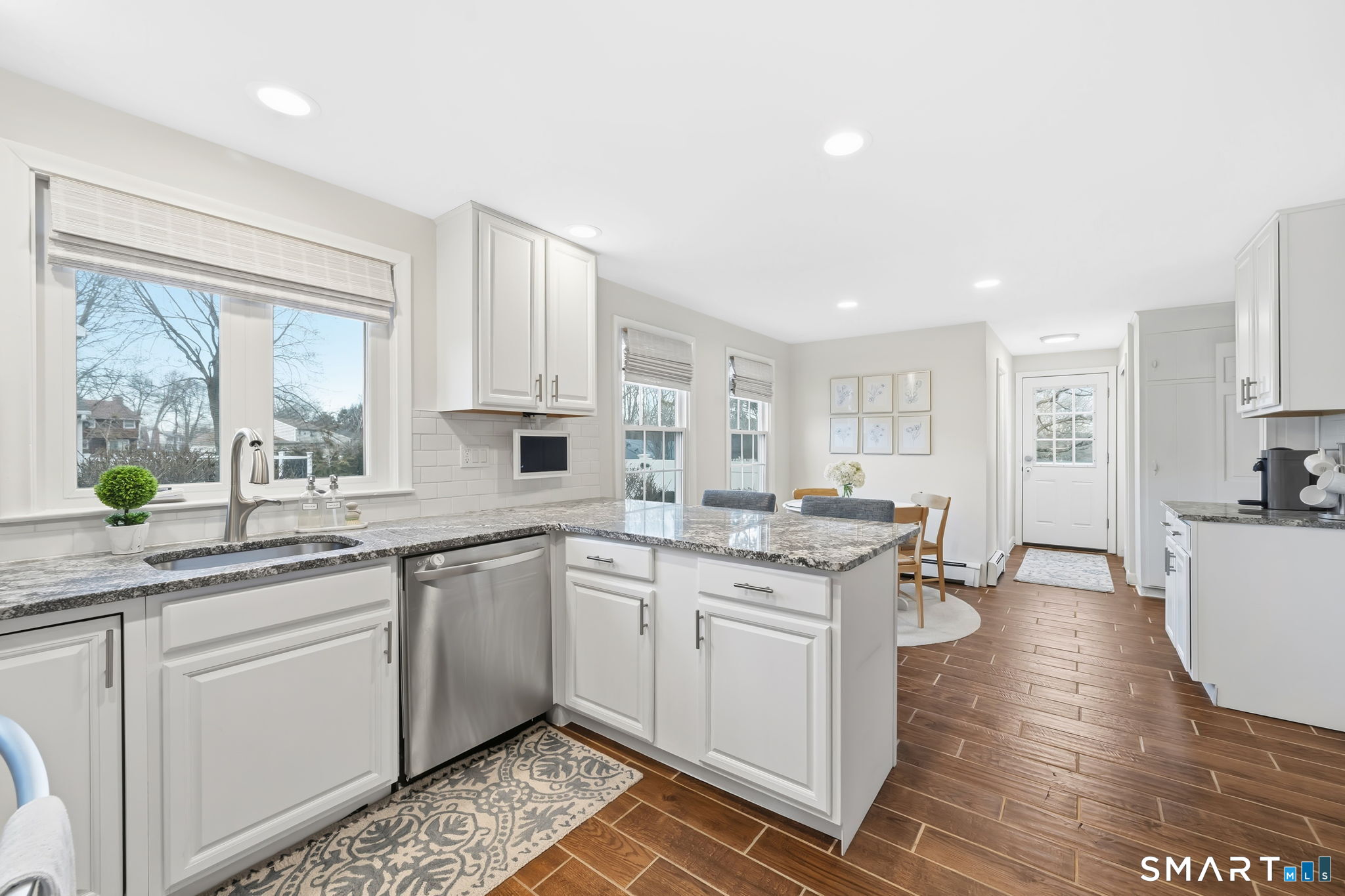 16 Cornfield Road