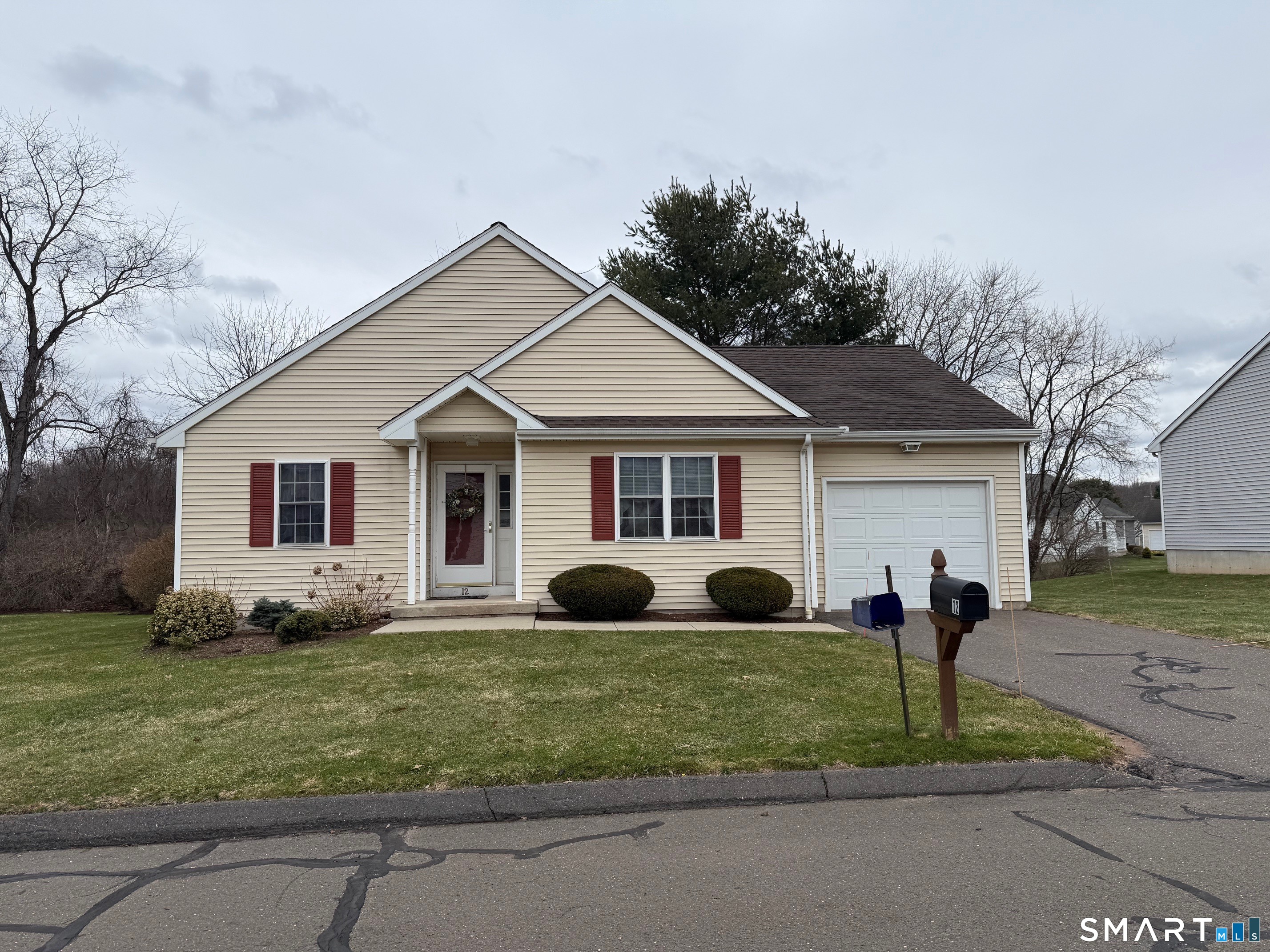 12 Shady Brook Lane 12