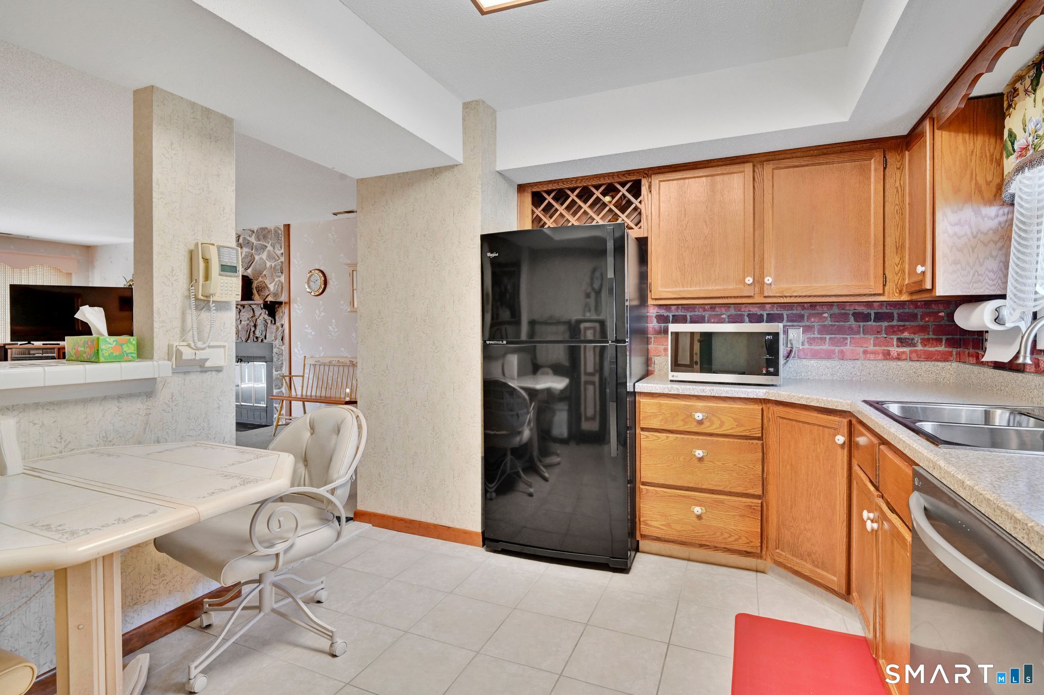 1001 Misty Meadow Lane 1001