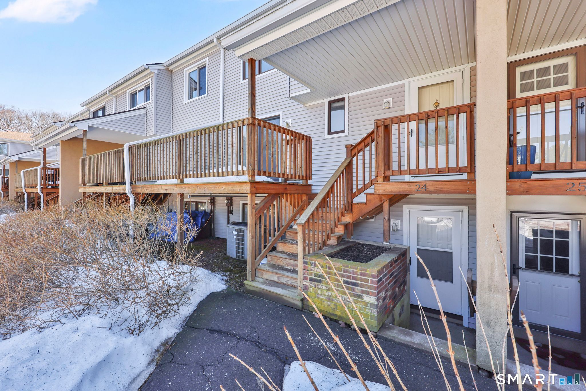 24 Dutton Place Way 24