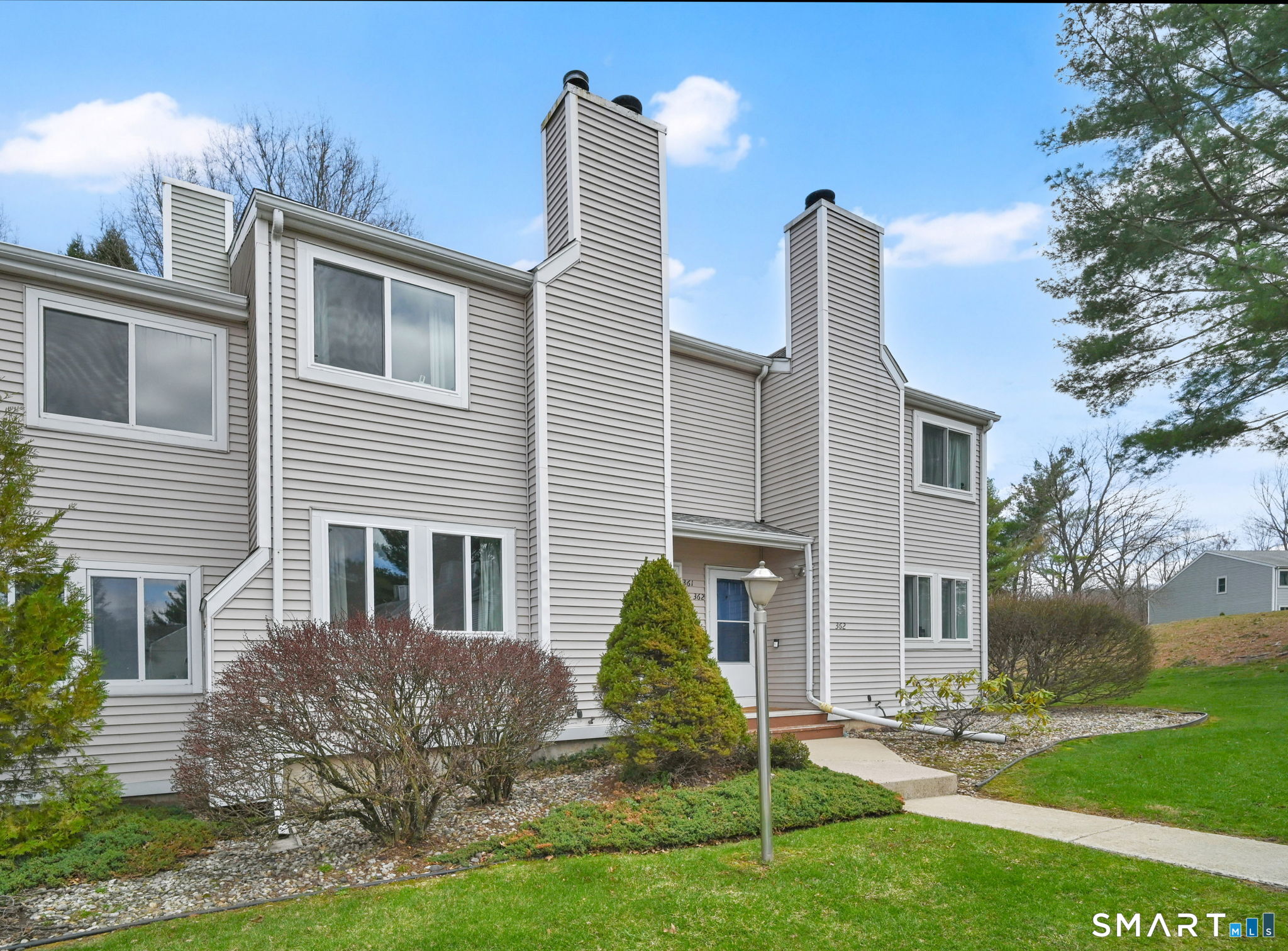 70 Old Town Road 362