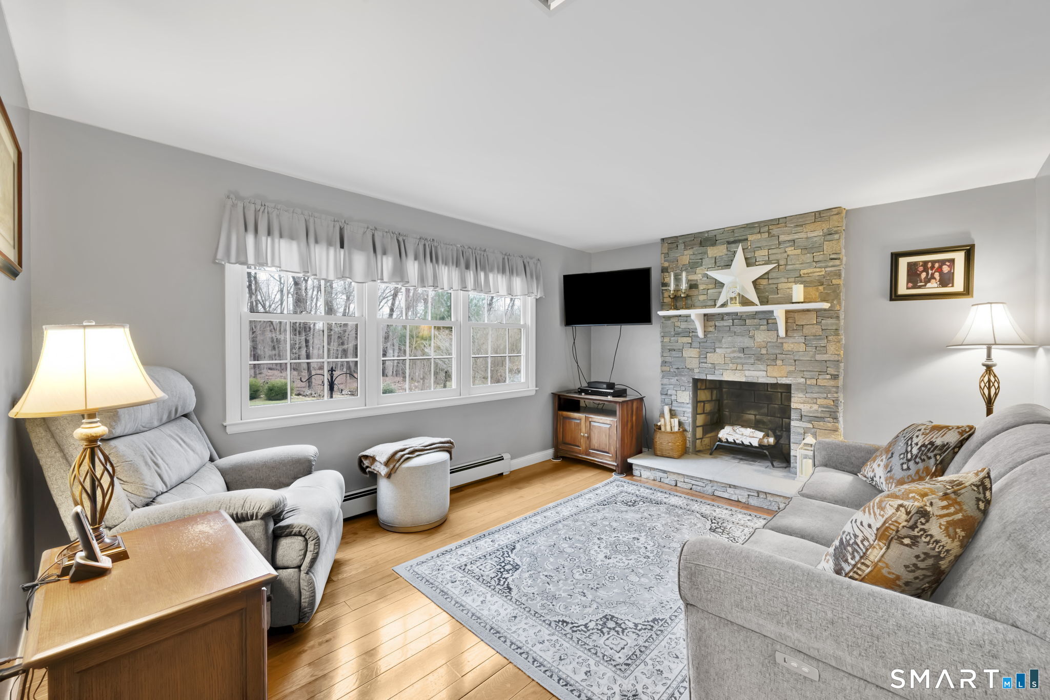 46 Riverside Drive