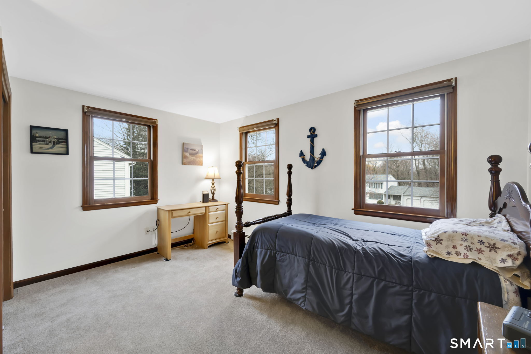 46 Riverside Drive