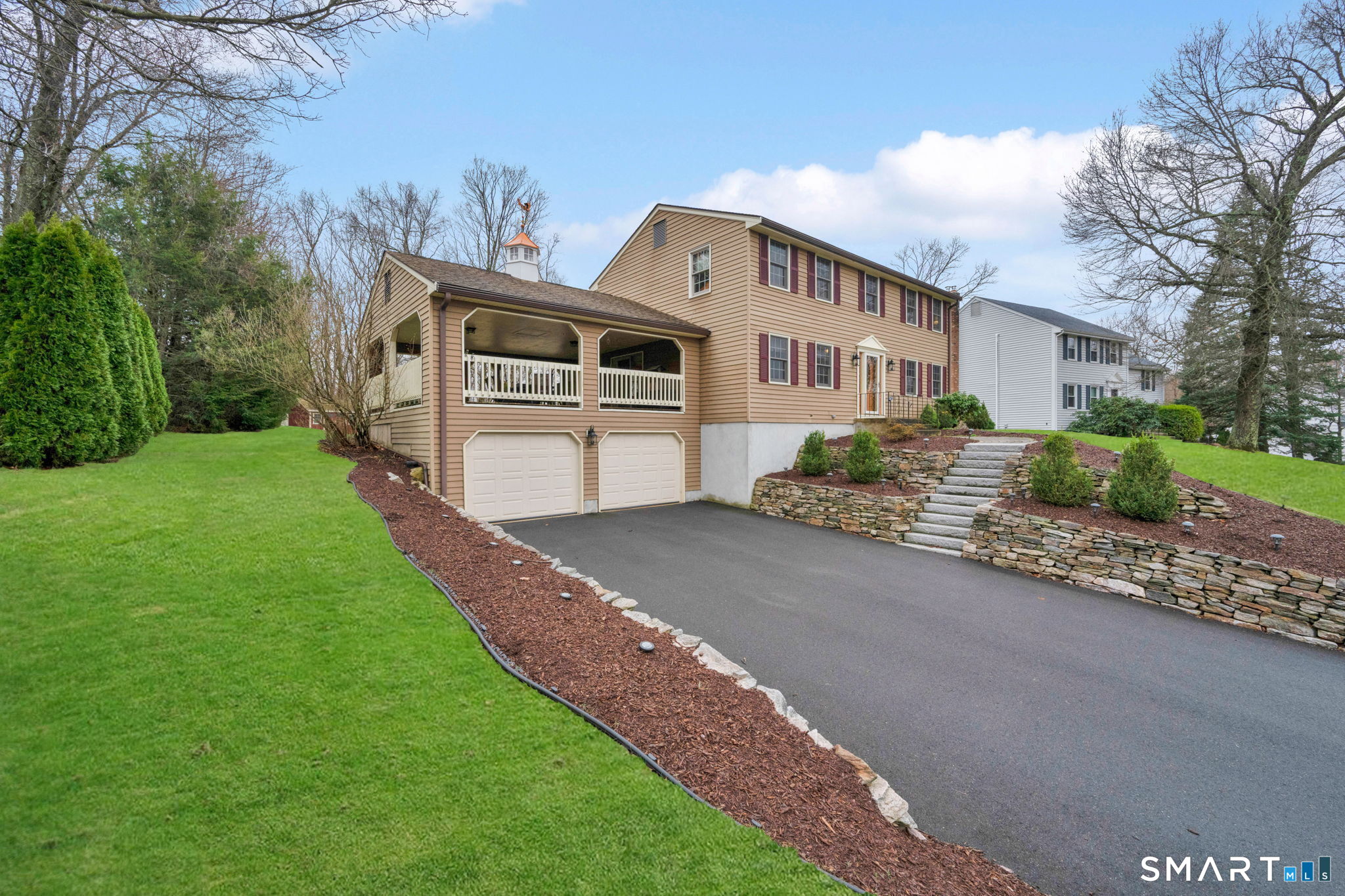 46 Riverside Drive