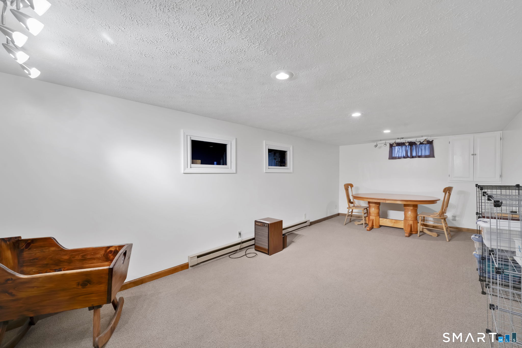 46 Riverside Drive