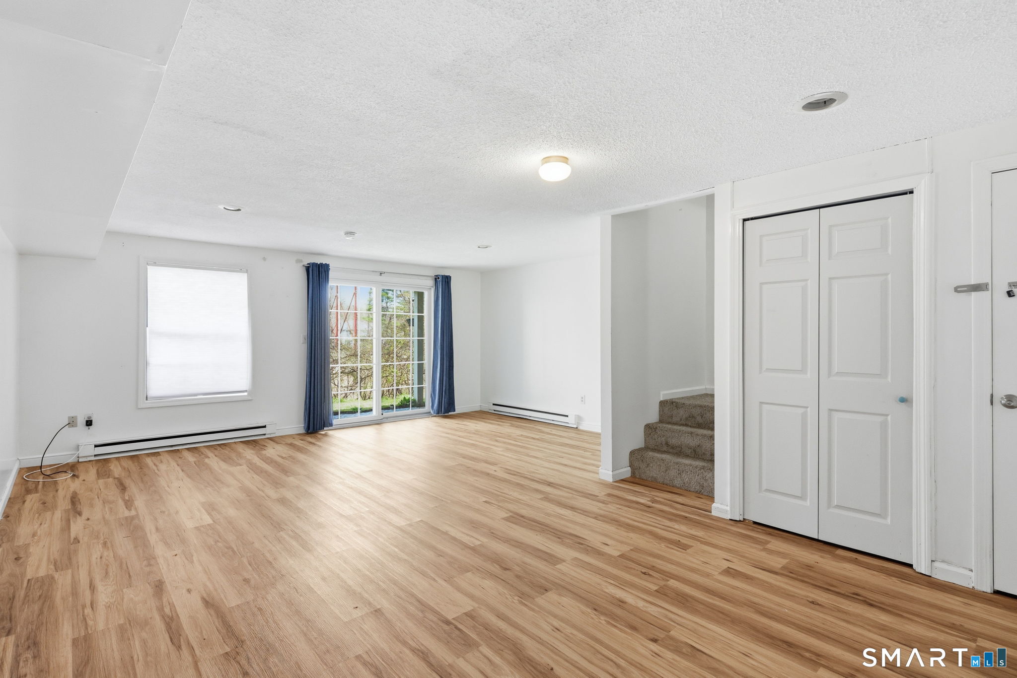 1402 Sunfield Drive 1402